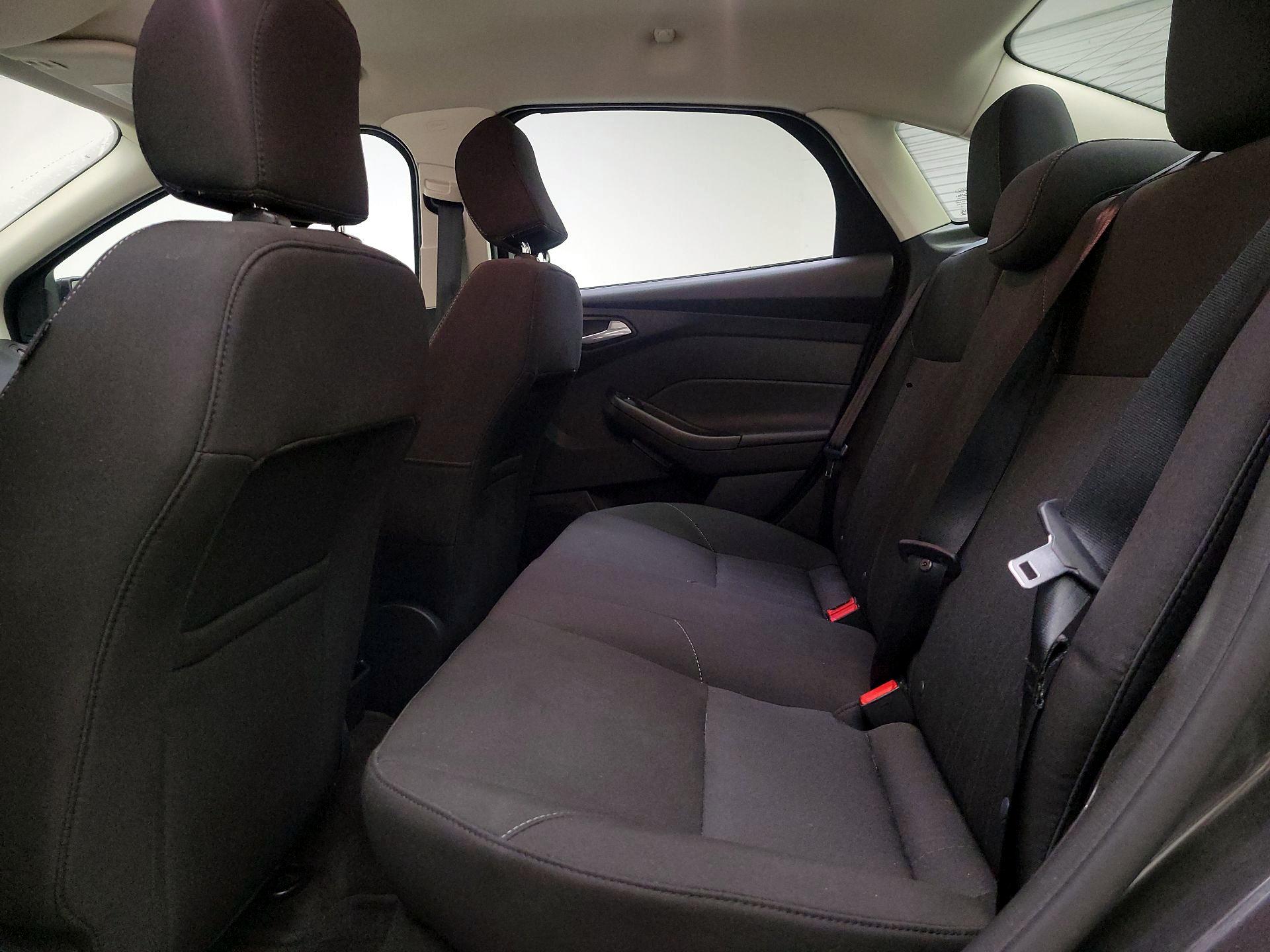 Thumbnail: 2017 Ford Focus - 19