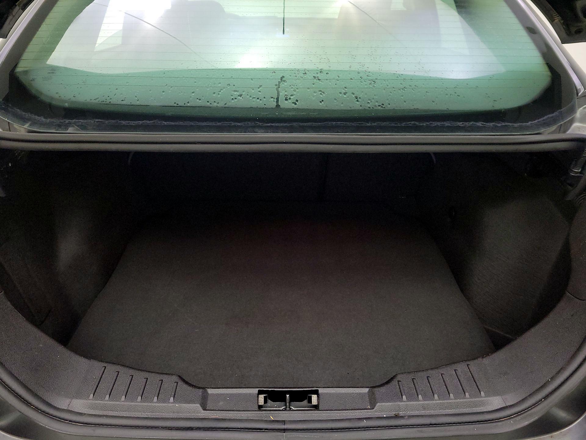 Thumbnail: 2017 Ford Focus - 20