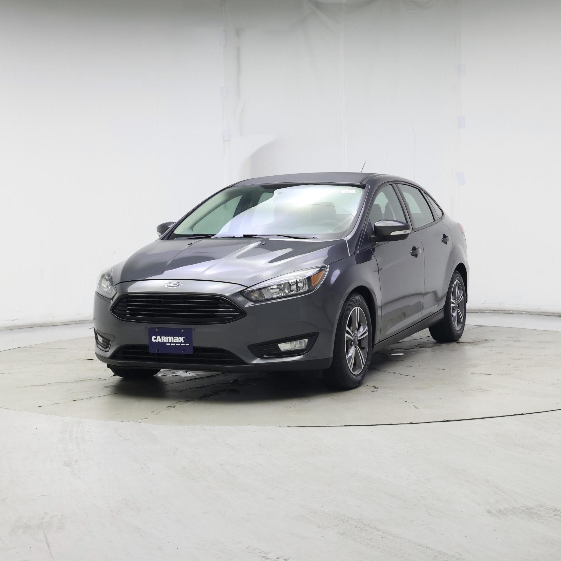 Thumbnail: 2017 Ford Focus - 4