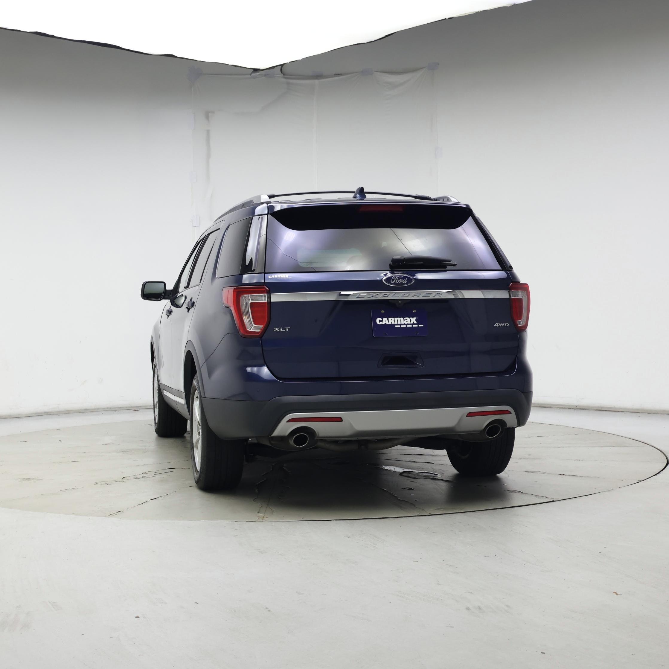 Thumbnail: 2017 Ford Explorer - 6