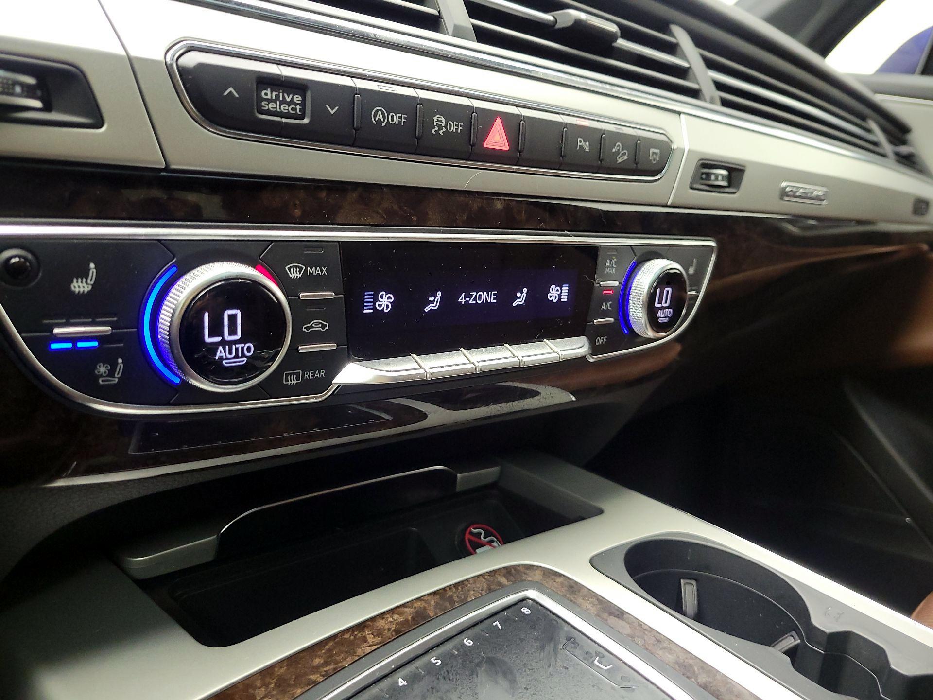 Thumbnail: 2019 Audi Q7 - 17