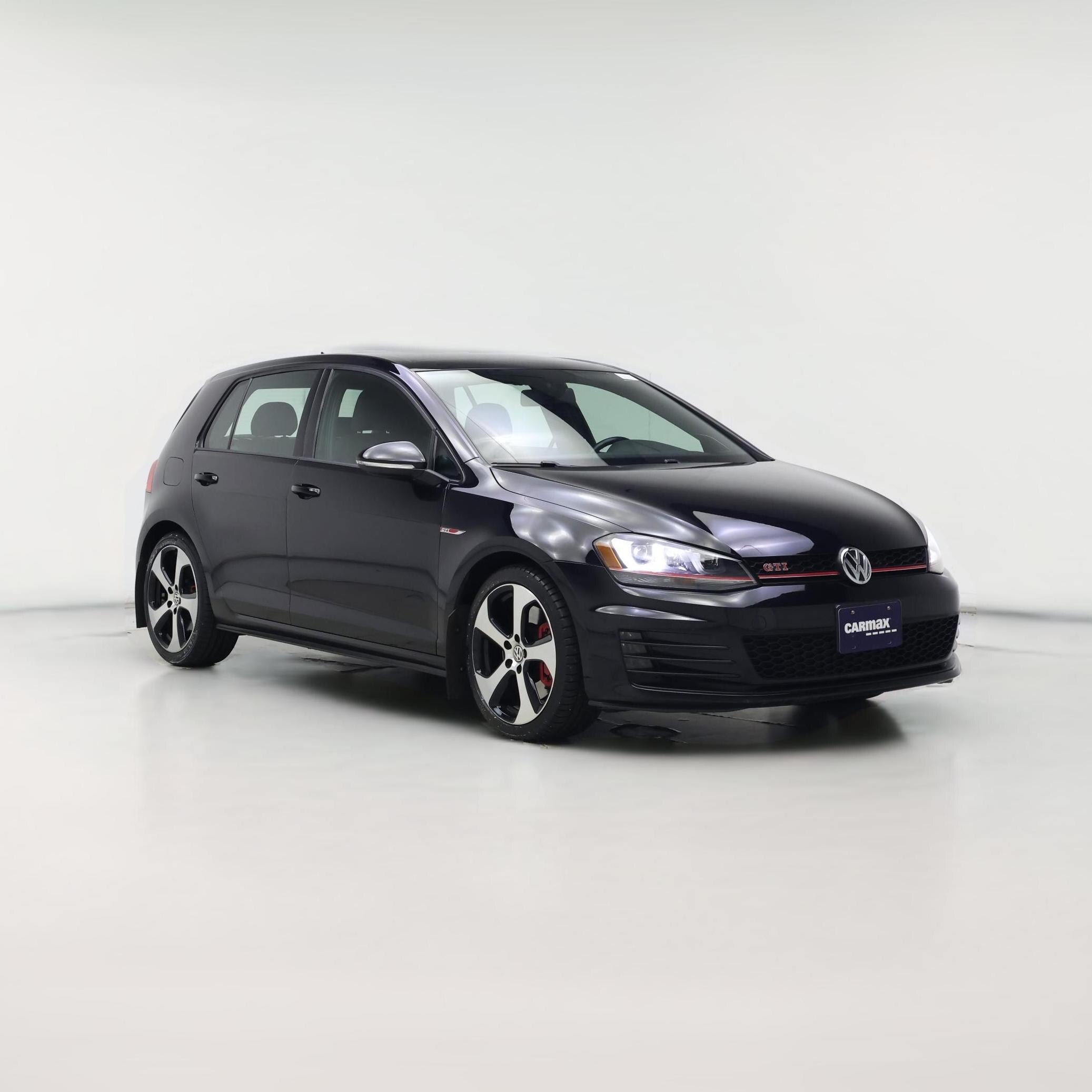 Thumbnail: 2016 Volkswagen Golf - 1