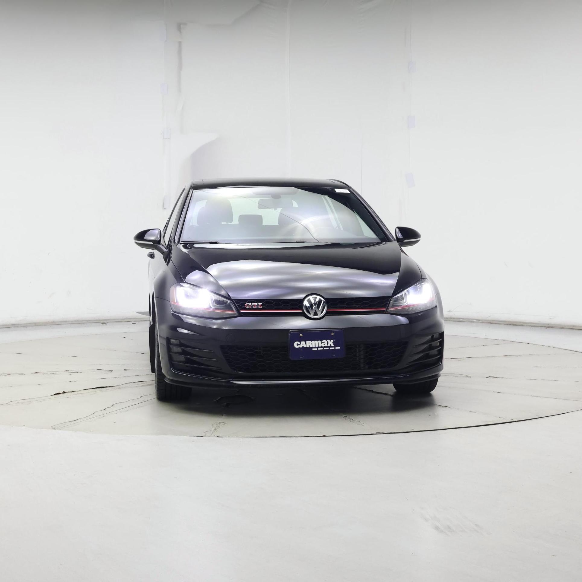 Thumbnail: 2016 Volkswagen Golf - 5