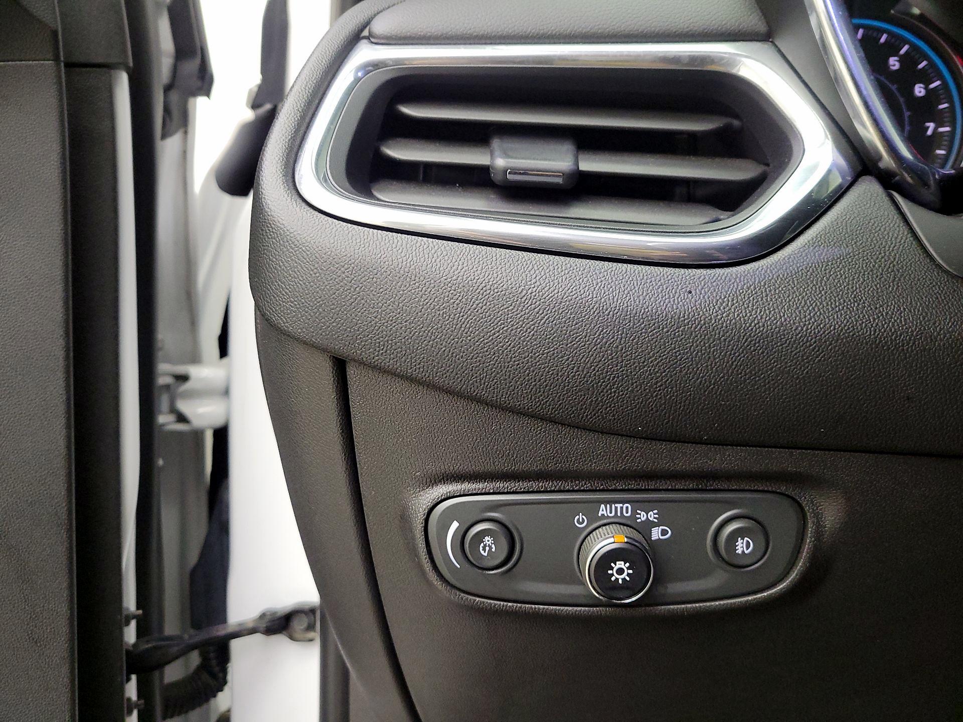 Thumbnail: 2020 Chevrolet Equinox - 13