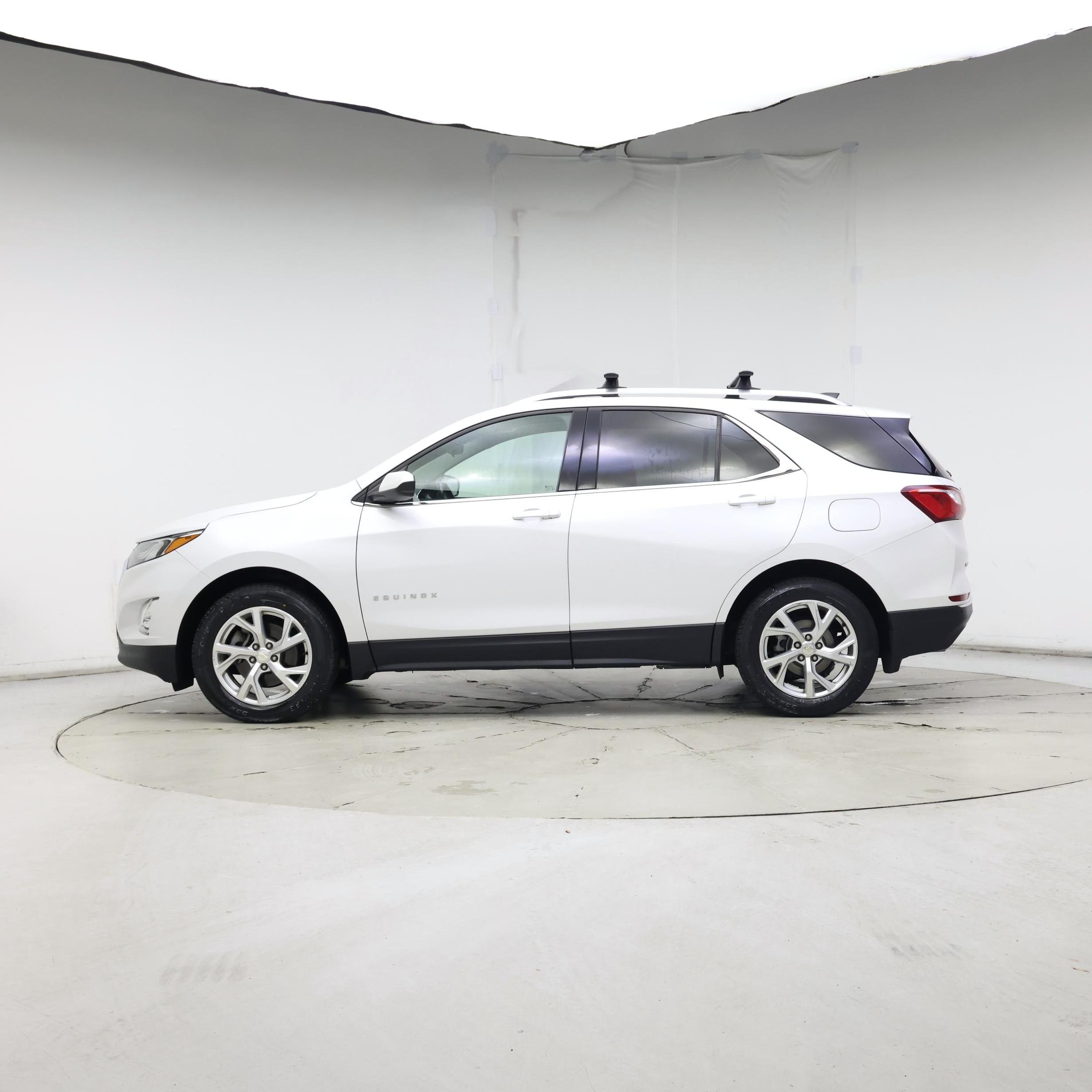 Thumbnail: 2020 Chevrolet Equinox - 3