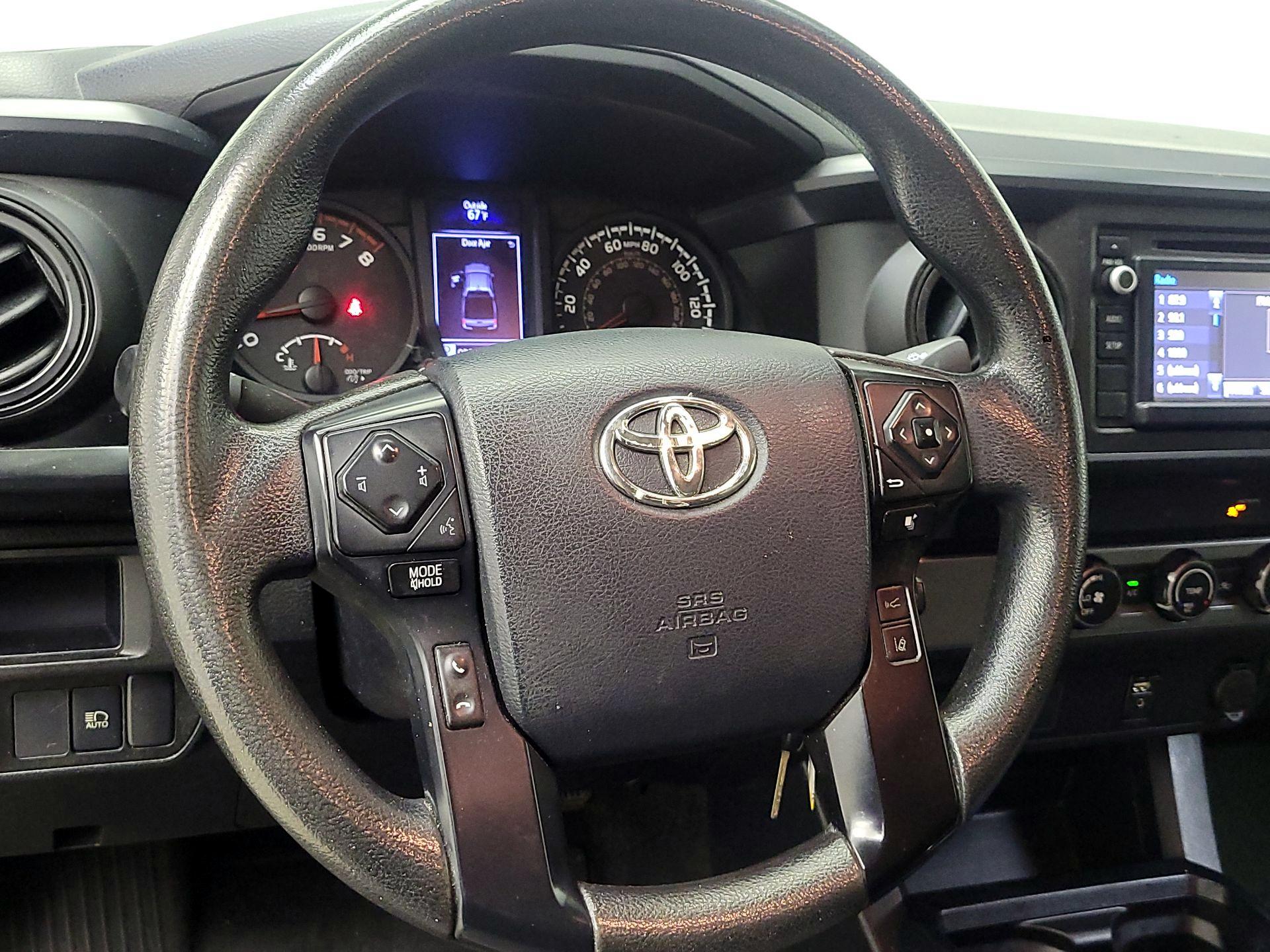 Thumbnail: 2019 Toyota Tacoma - 10