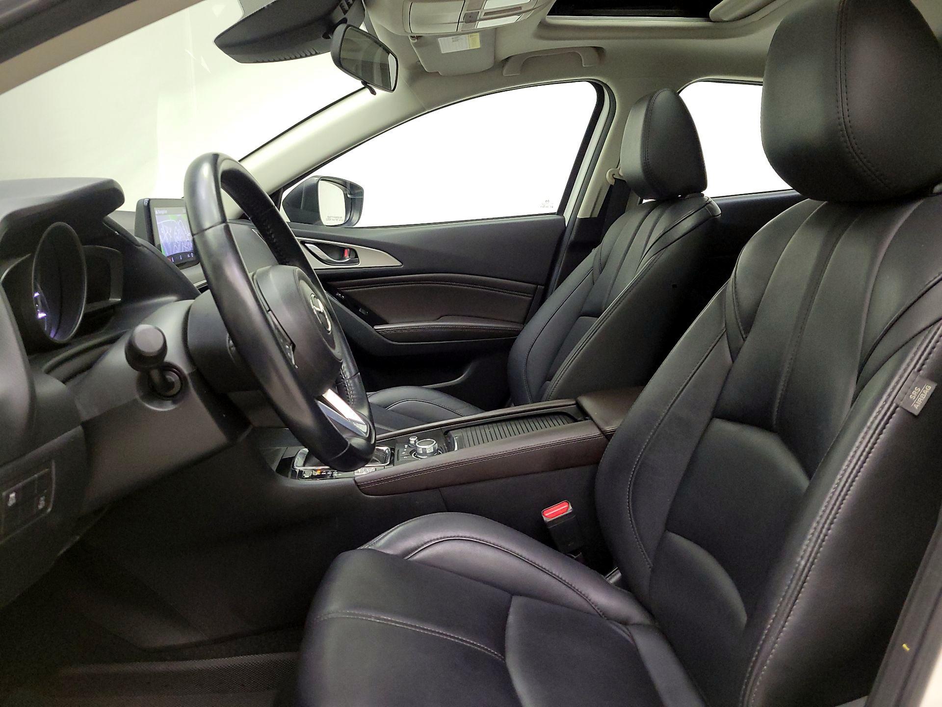 Thumbnail: 2017 Mazda Mazda3 - 11