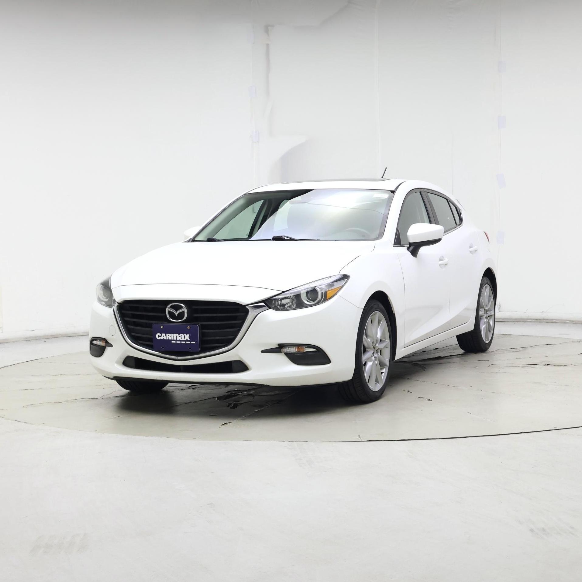 Thumbnail: 2017 Mazda Mazda3 - 4