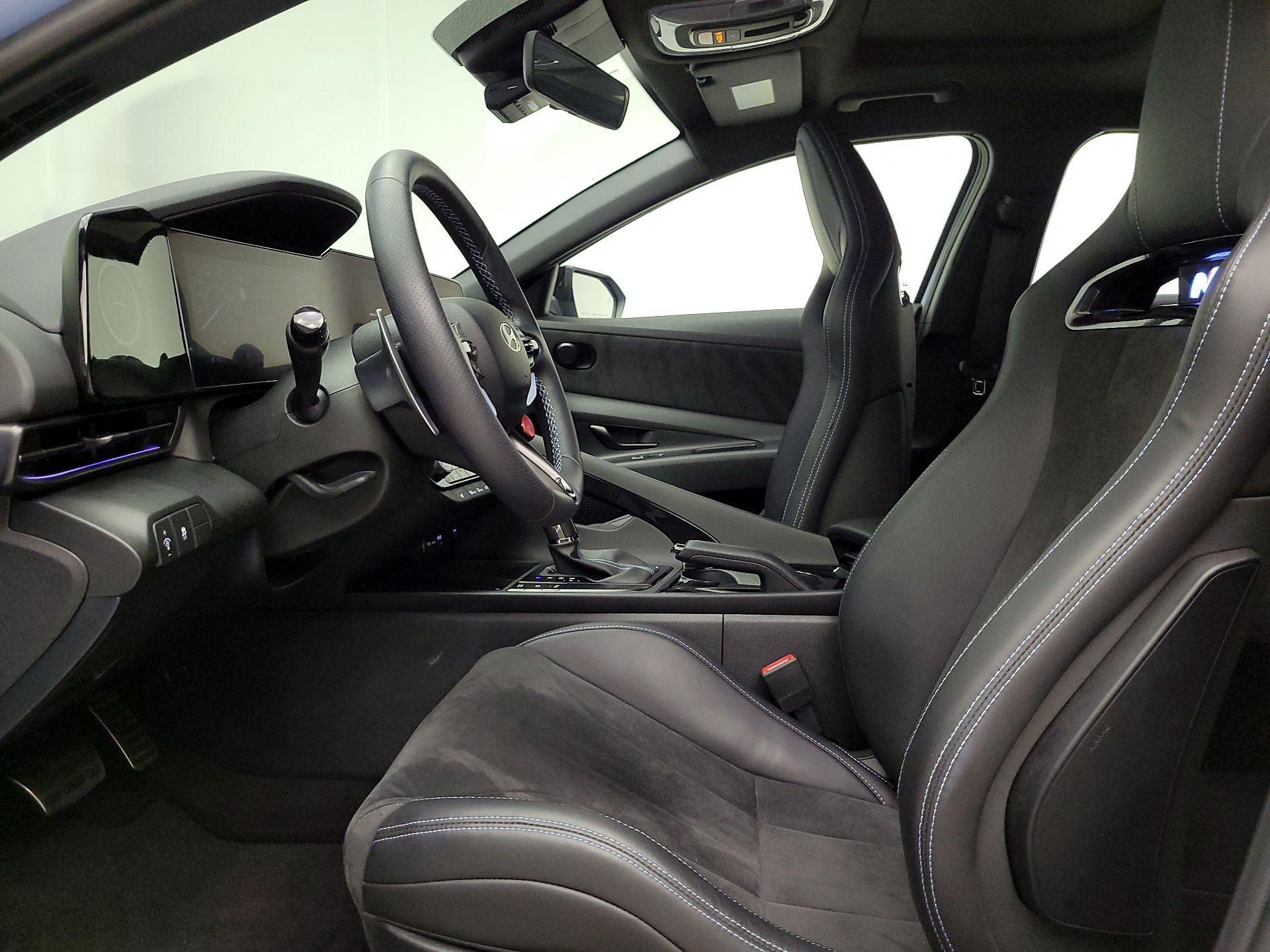 Thumbnail: 2024 Hyundai Elantra - 11