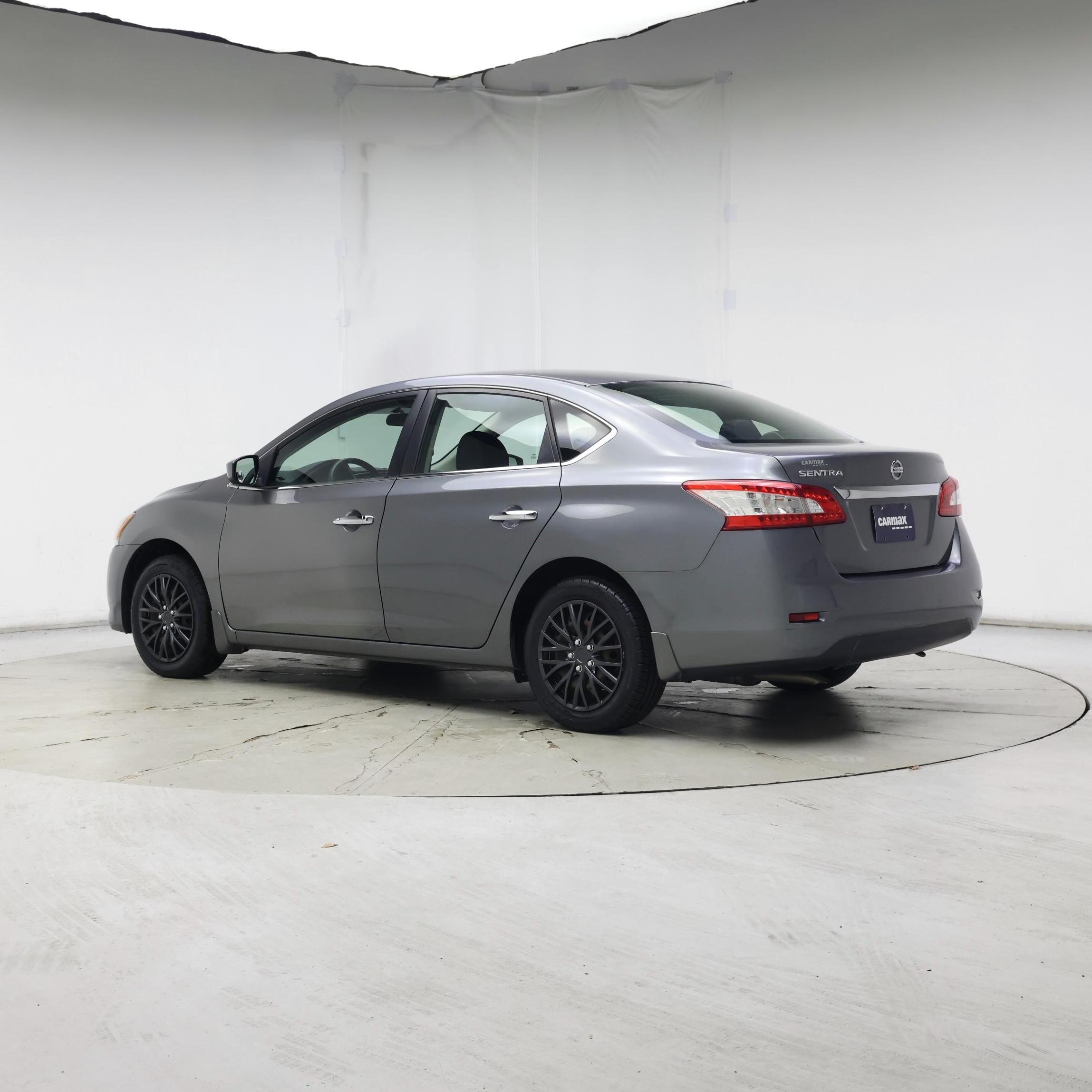 Thumbnail: 2015 Nissan Sentra - 2