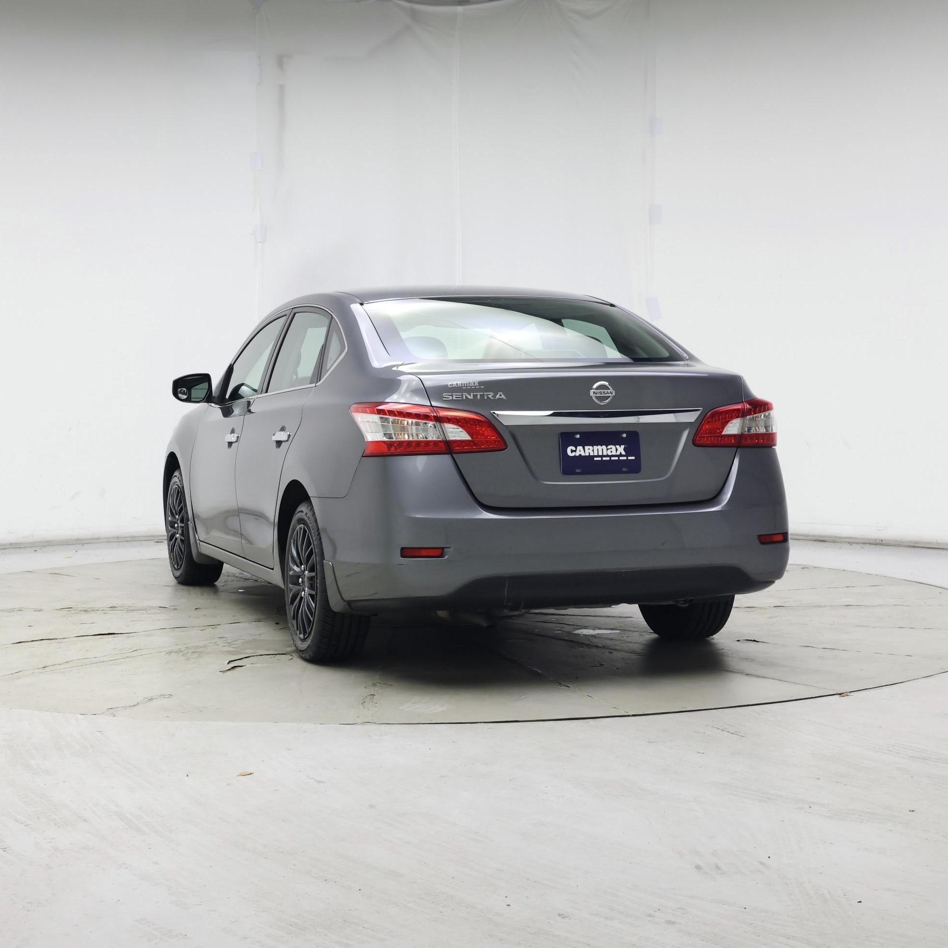 Thumbnail: 2015 Nissan Sentra - 6