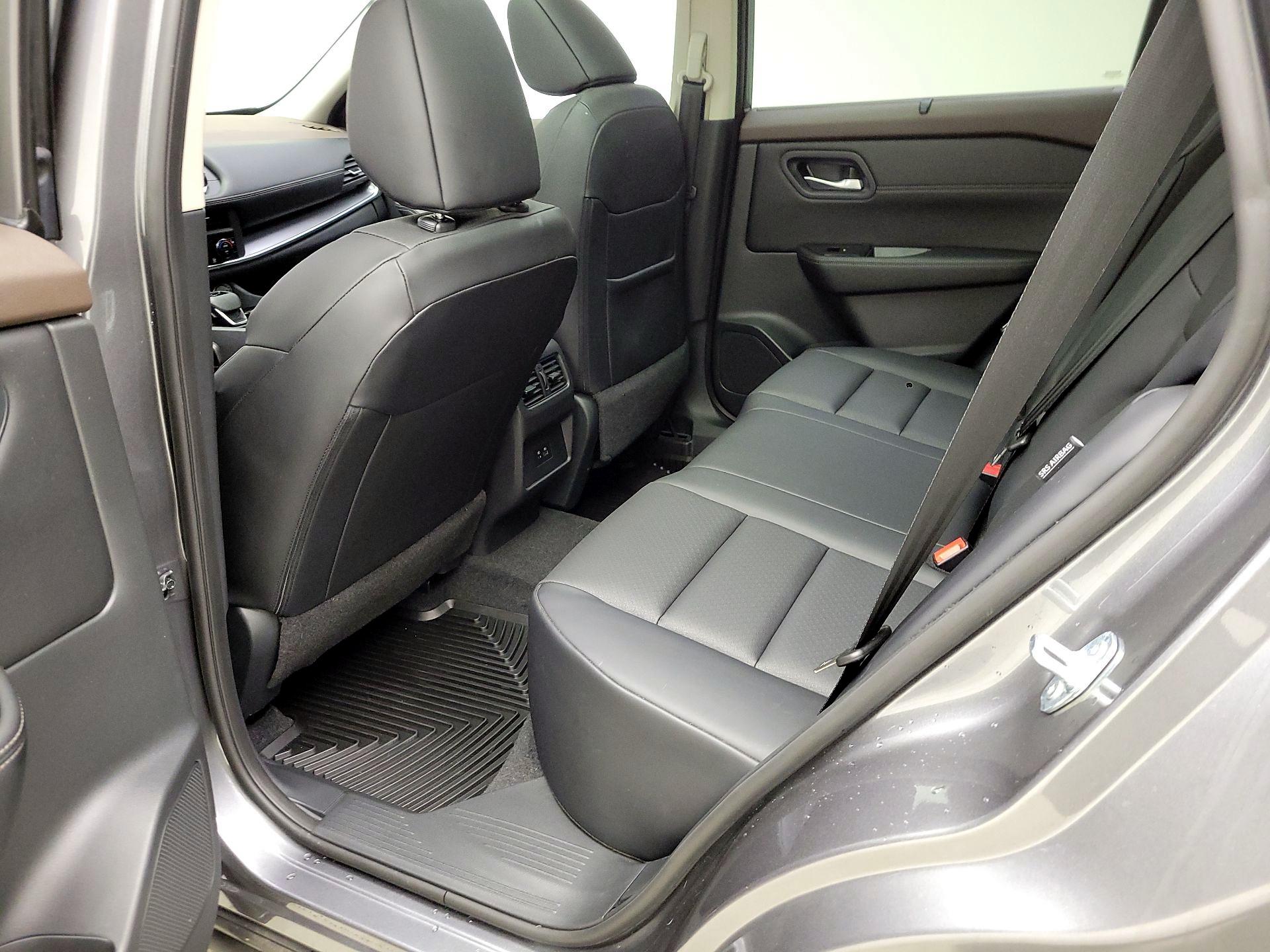 Thumbnail: 2023 Nissan Rogue - 19