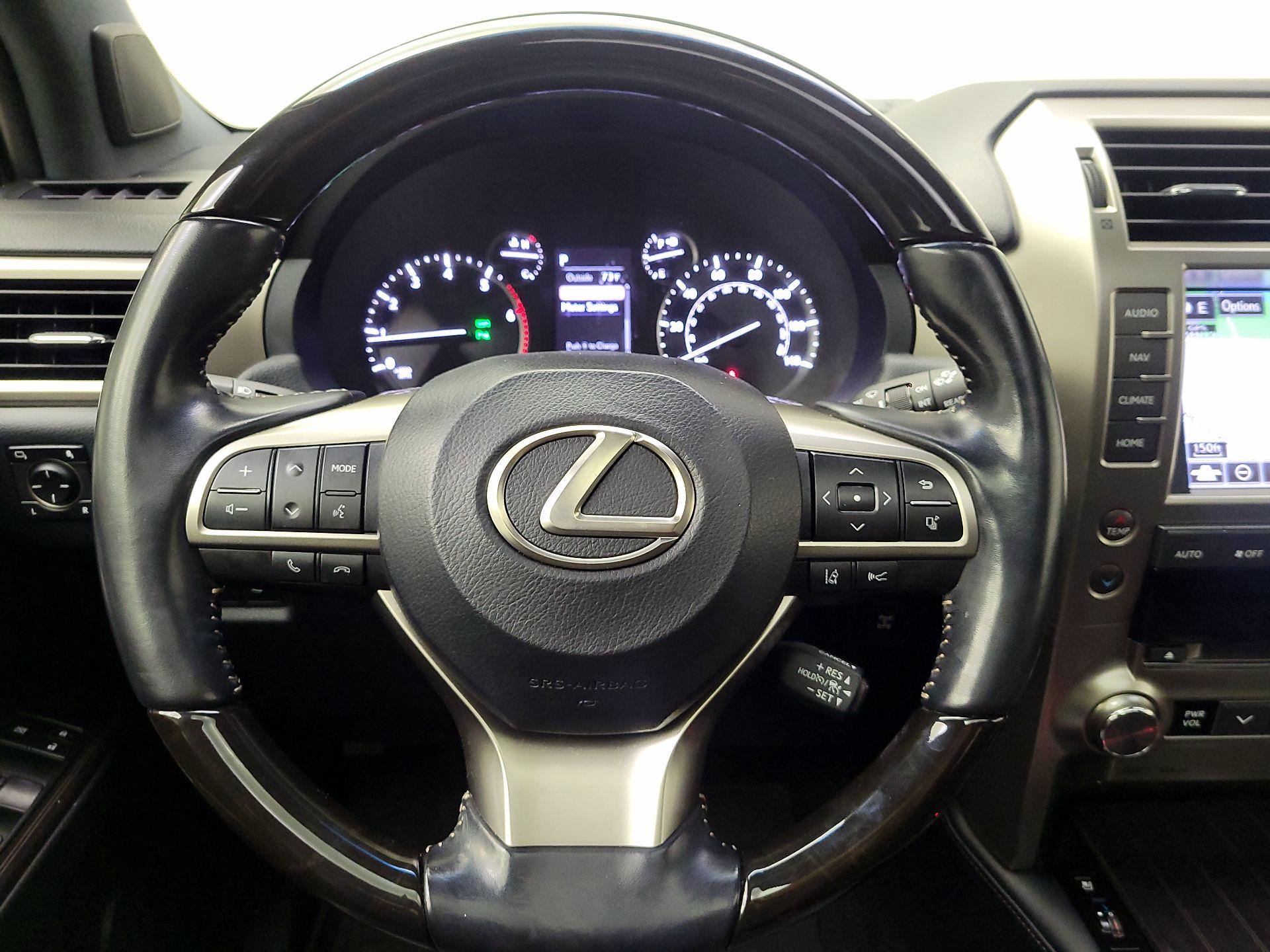 Thumbnail: 2021 Lexus GX - 10