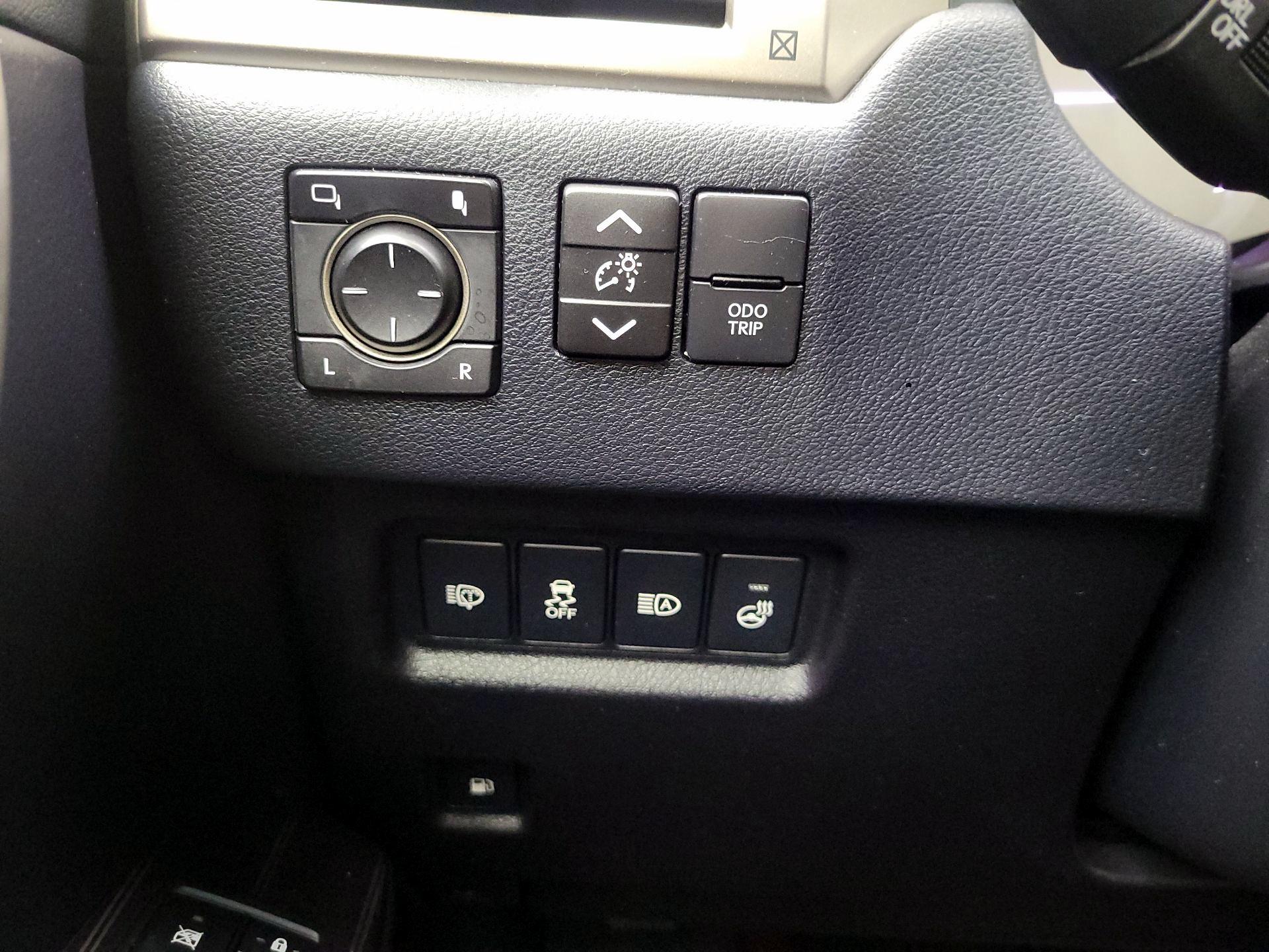 Thumbnail: 2021 Lexus GX - 13