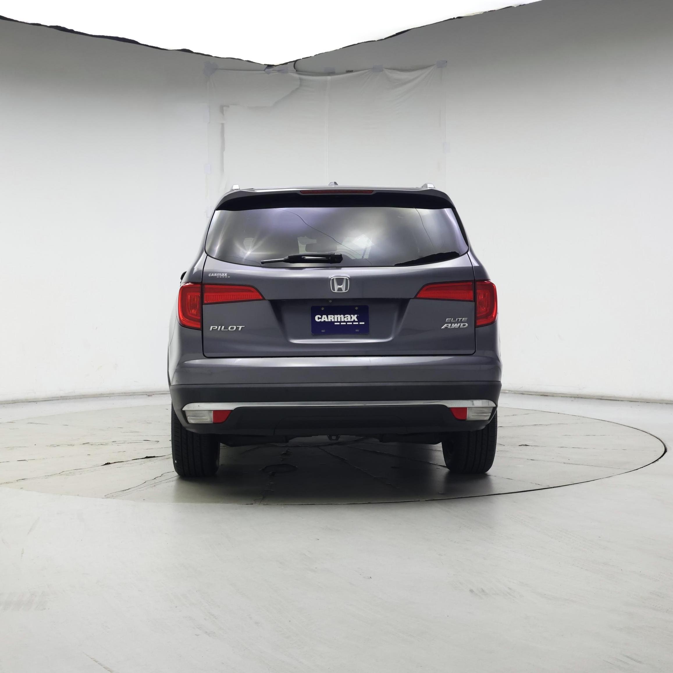 Thumbnail: 2017 Honda Pilot - 6