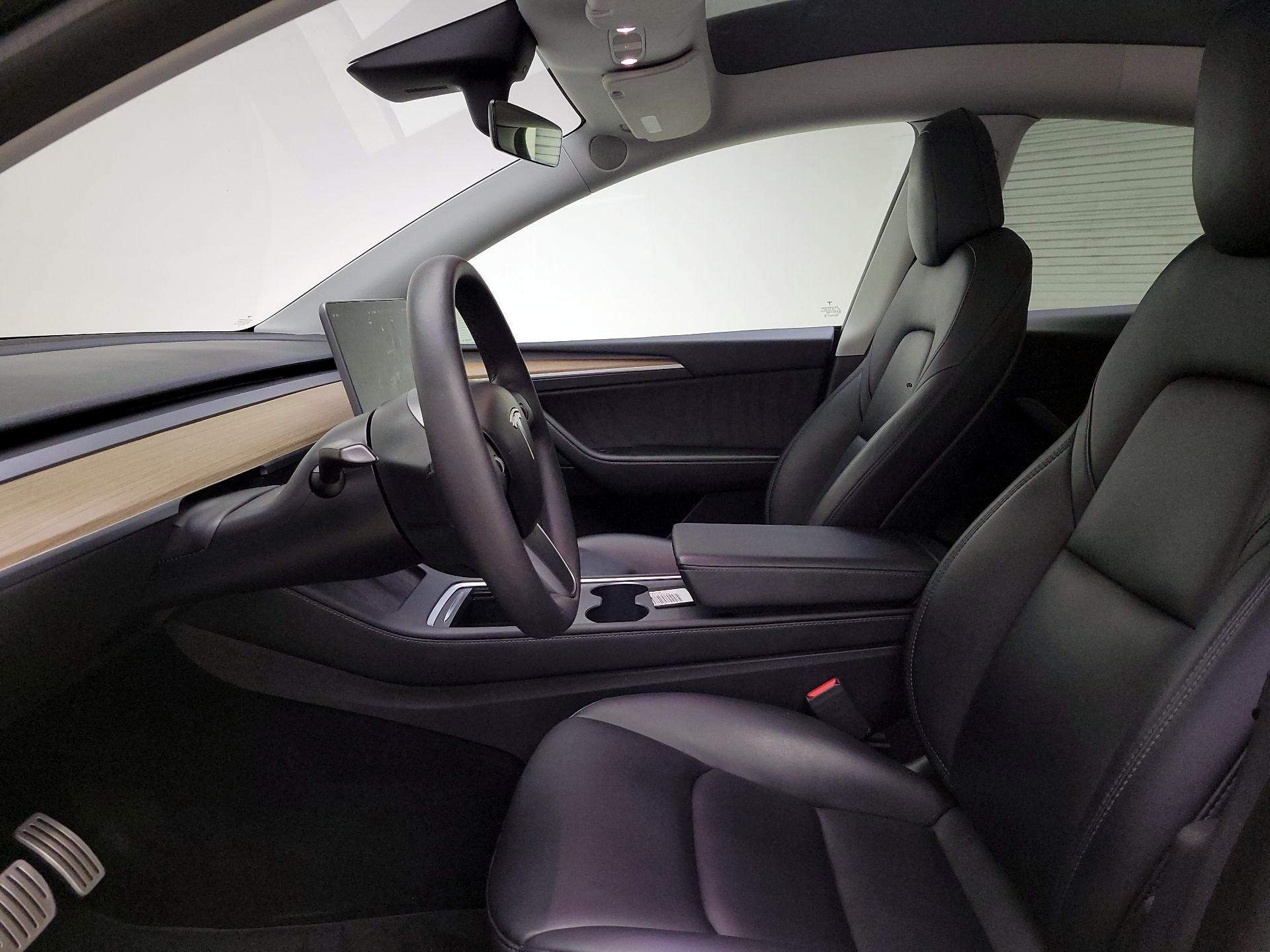 Thumbnail: 2023 Tesla Model Y - 11
