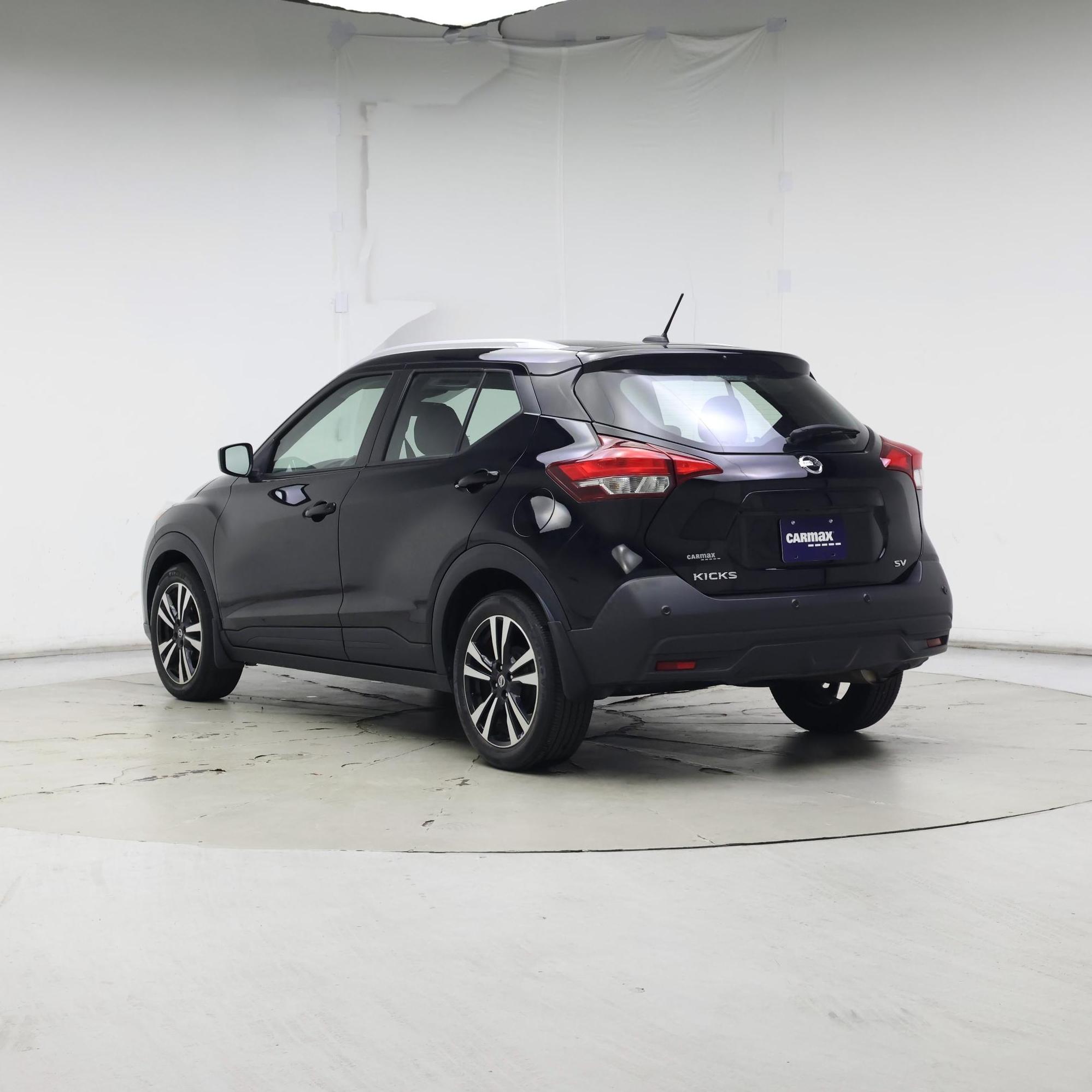 Thumbnail: 2020 Nissan Kicks - 2
