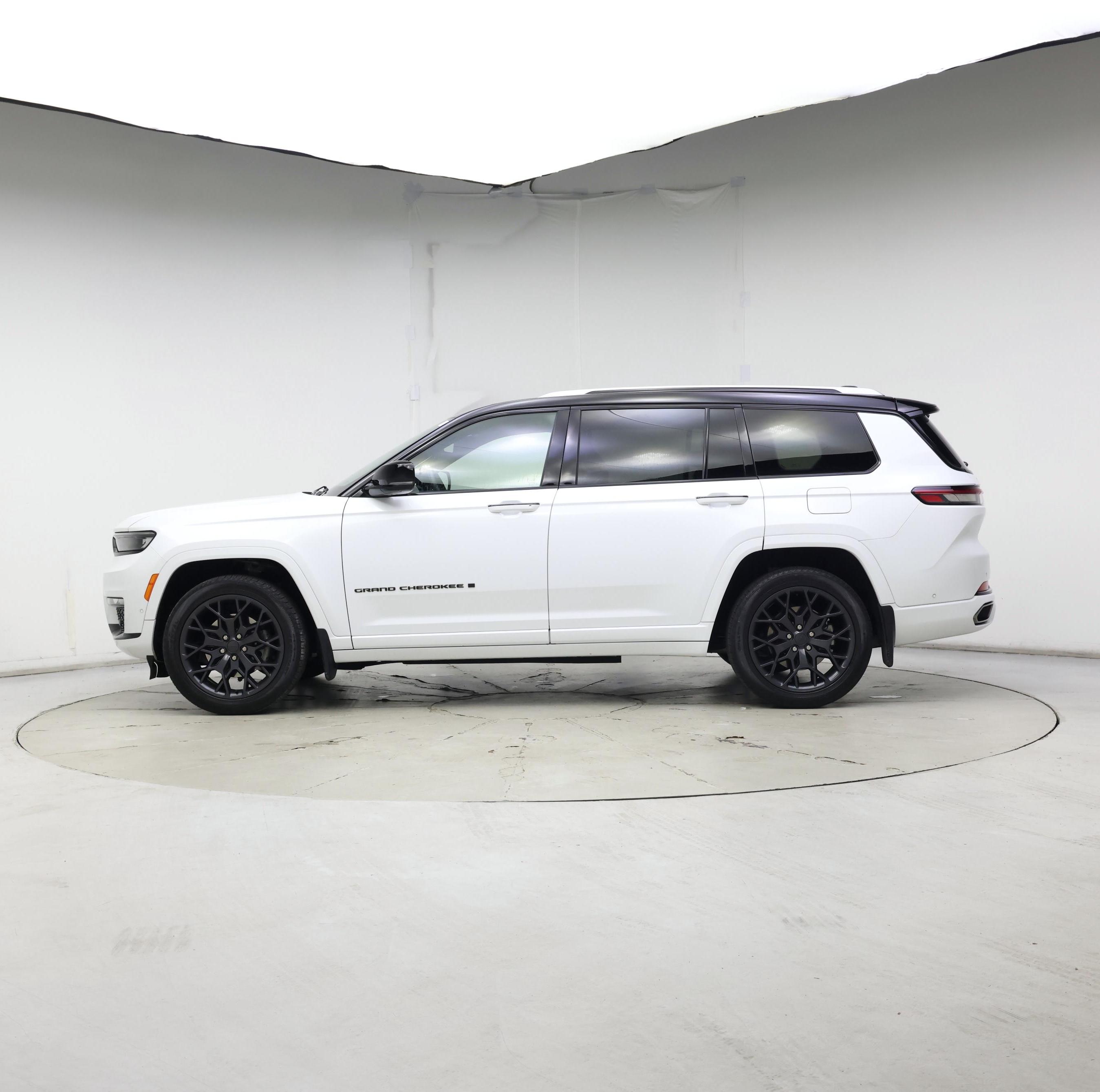 Thumbnail: 2023 Jeep Grand Cherokee L - 3