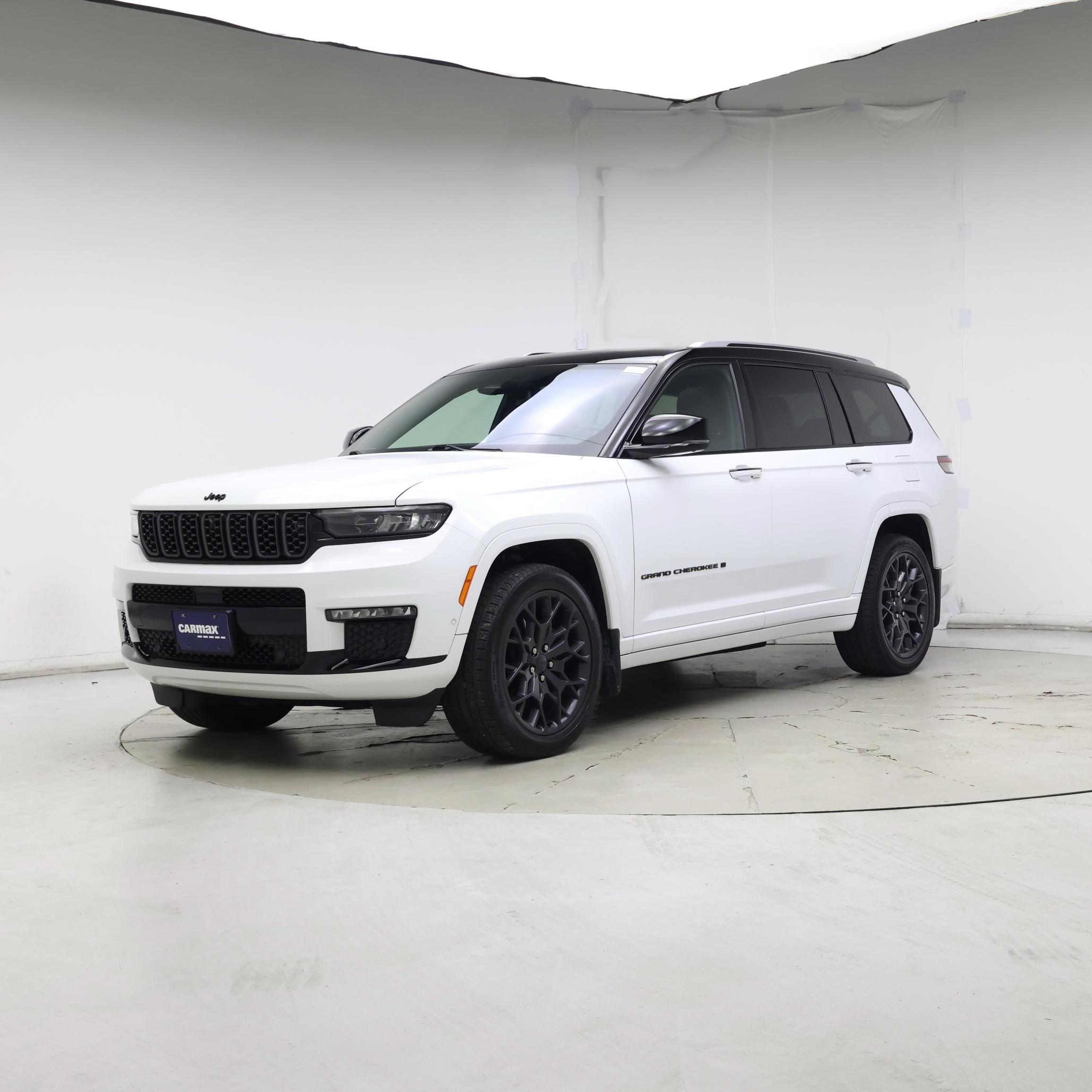 Thumbnail: 2023 Jeep Grand Cherokee L - 4