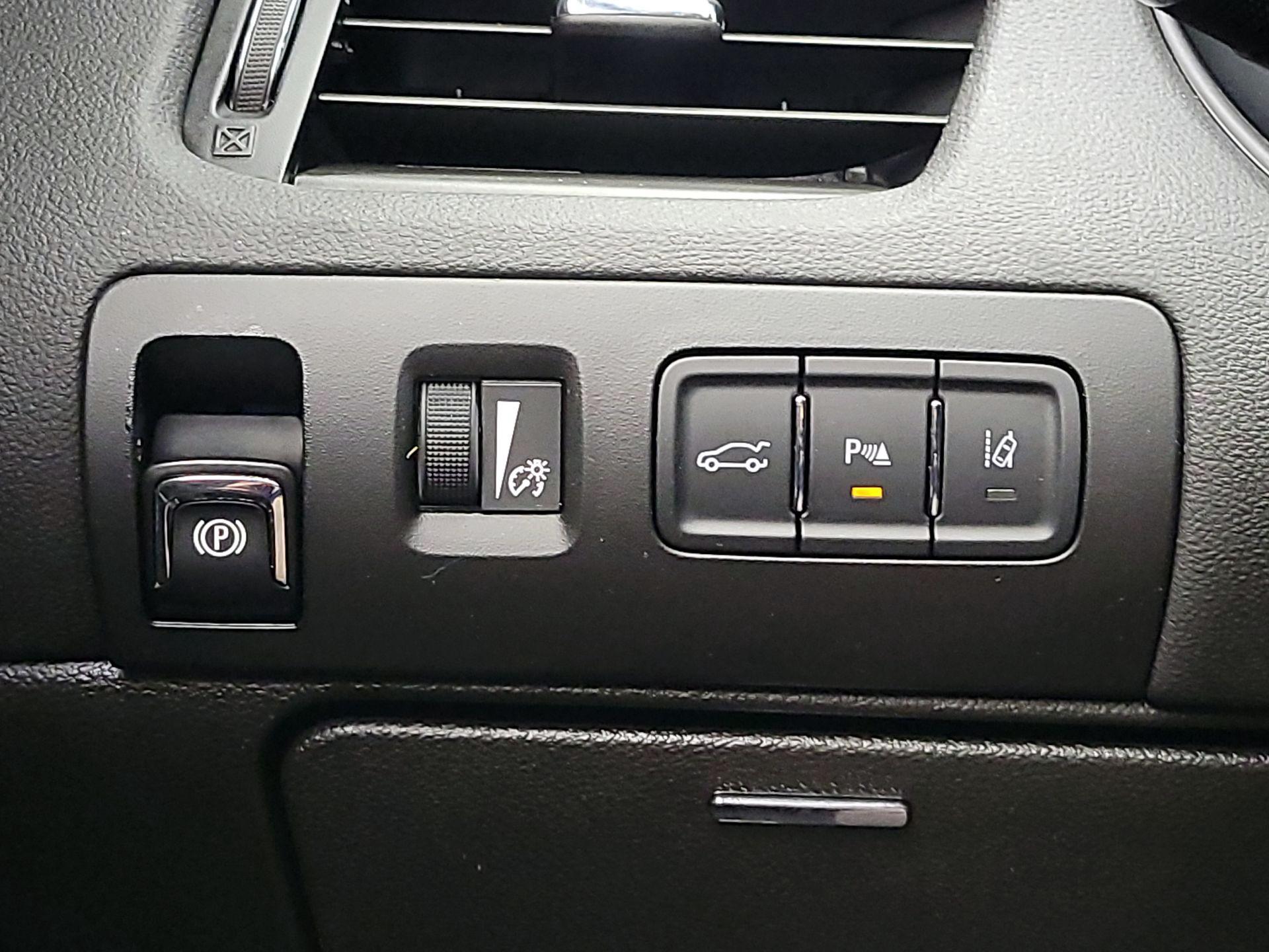 Thumbnail: 2015 Chevrolet Impala - 13