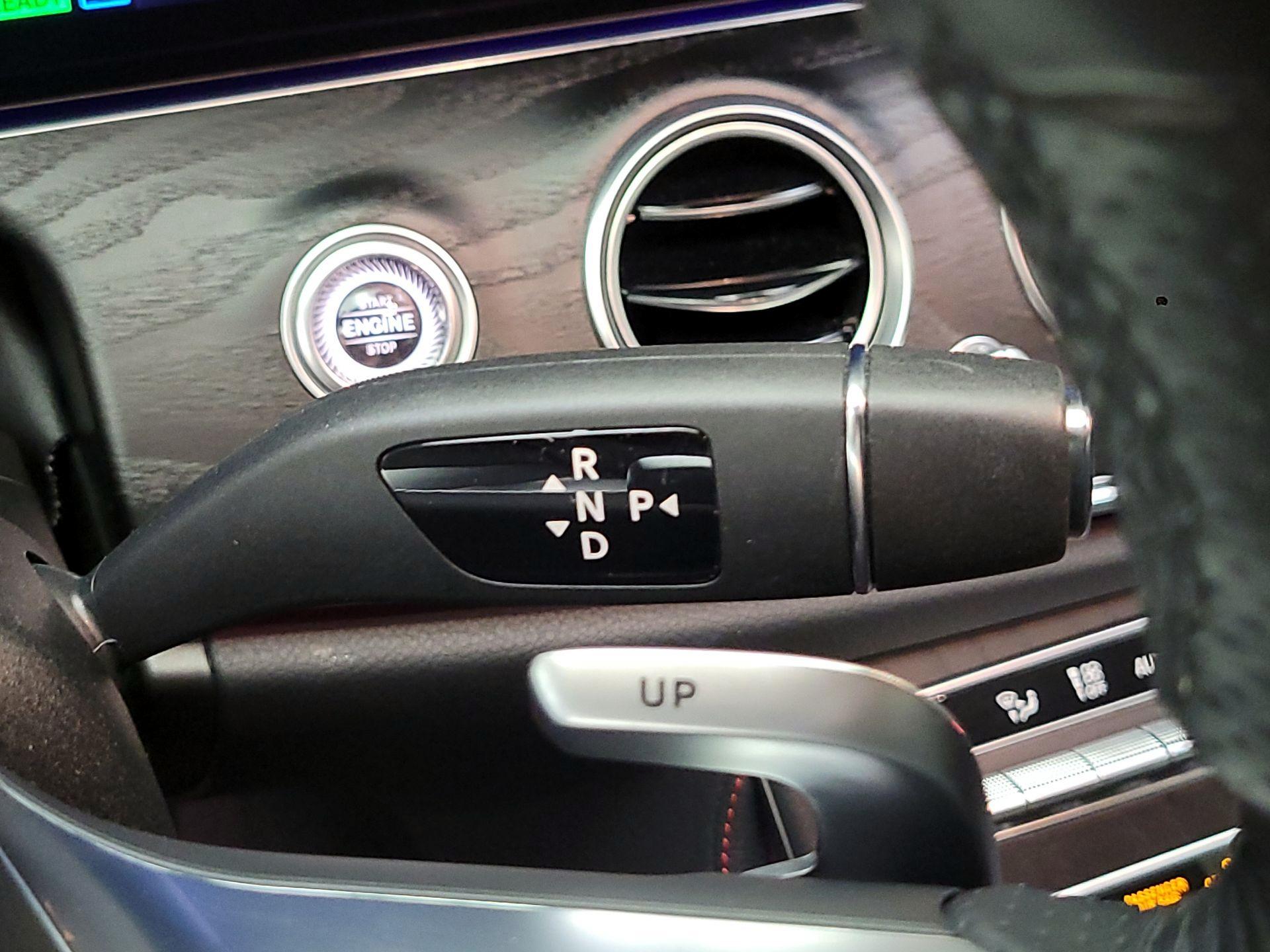Thumbnail: 2022 Mercedes-Benz E-Class - 18