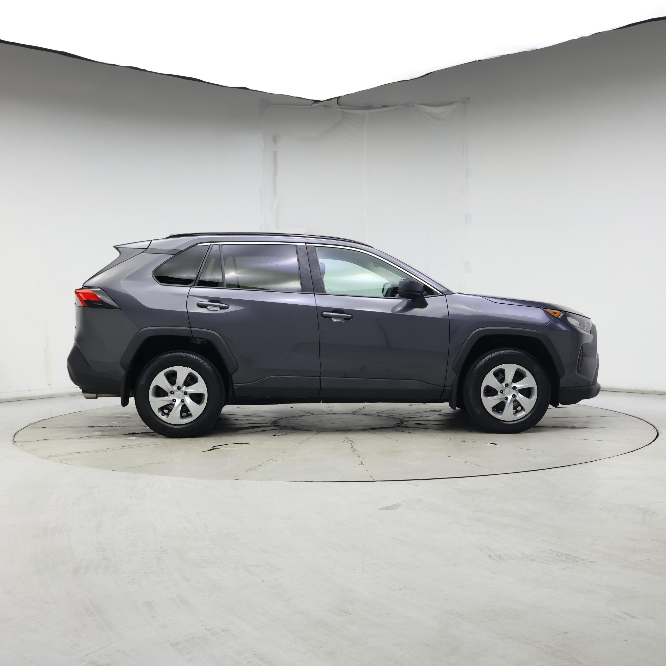 Thumbnail: 2020 Toyota RAV4 - 7
