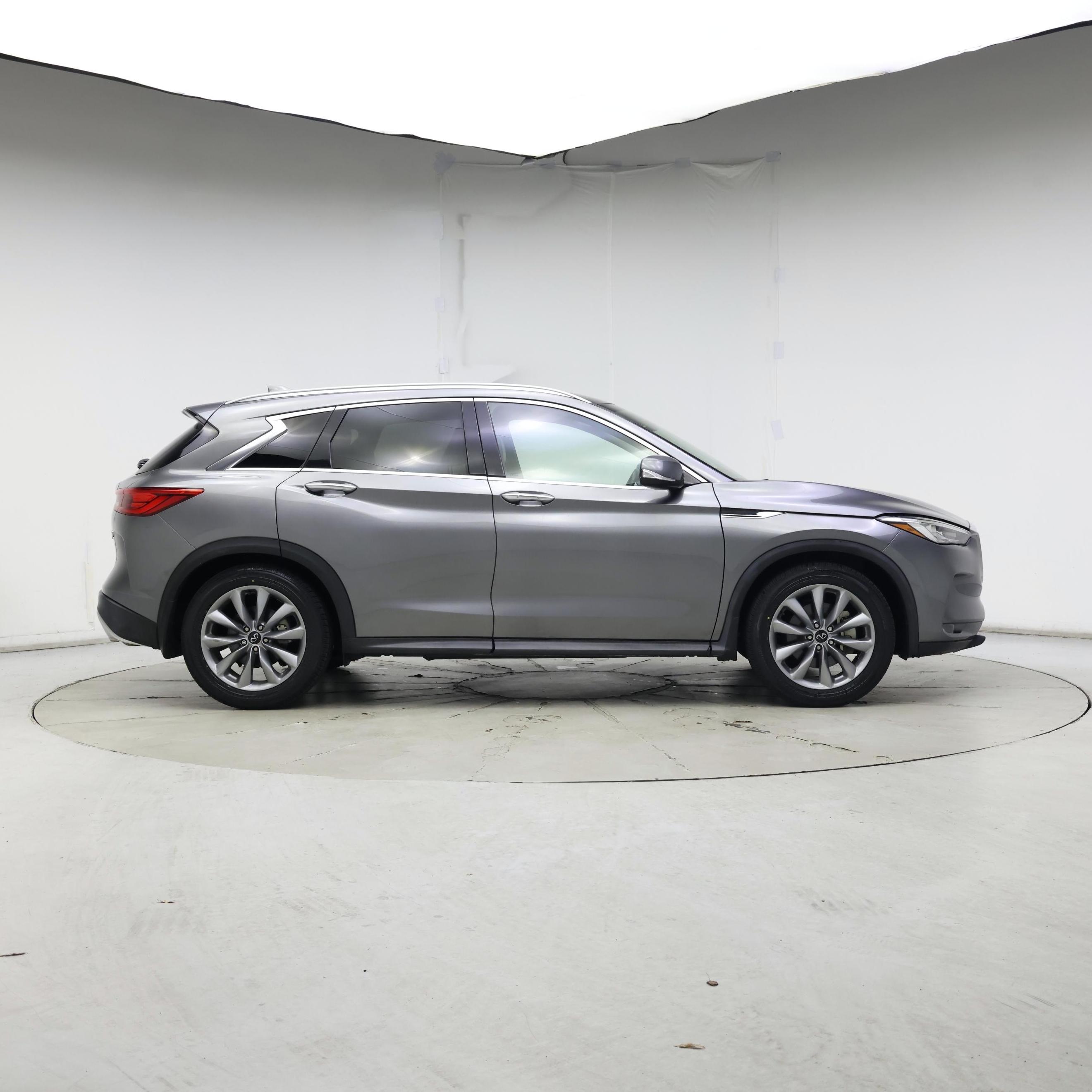 Thumbnail: 2021 INFINITI QX50 - 7