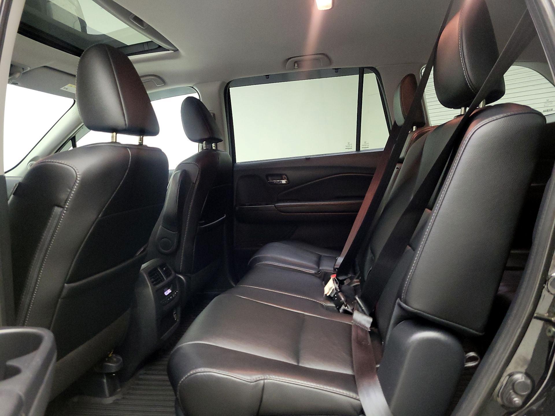 Thumbnail: 2020 Honda Pilot - 20