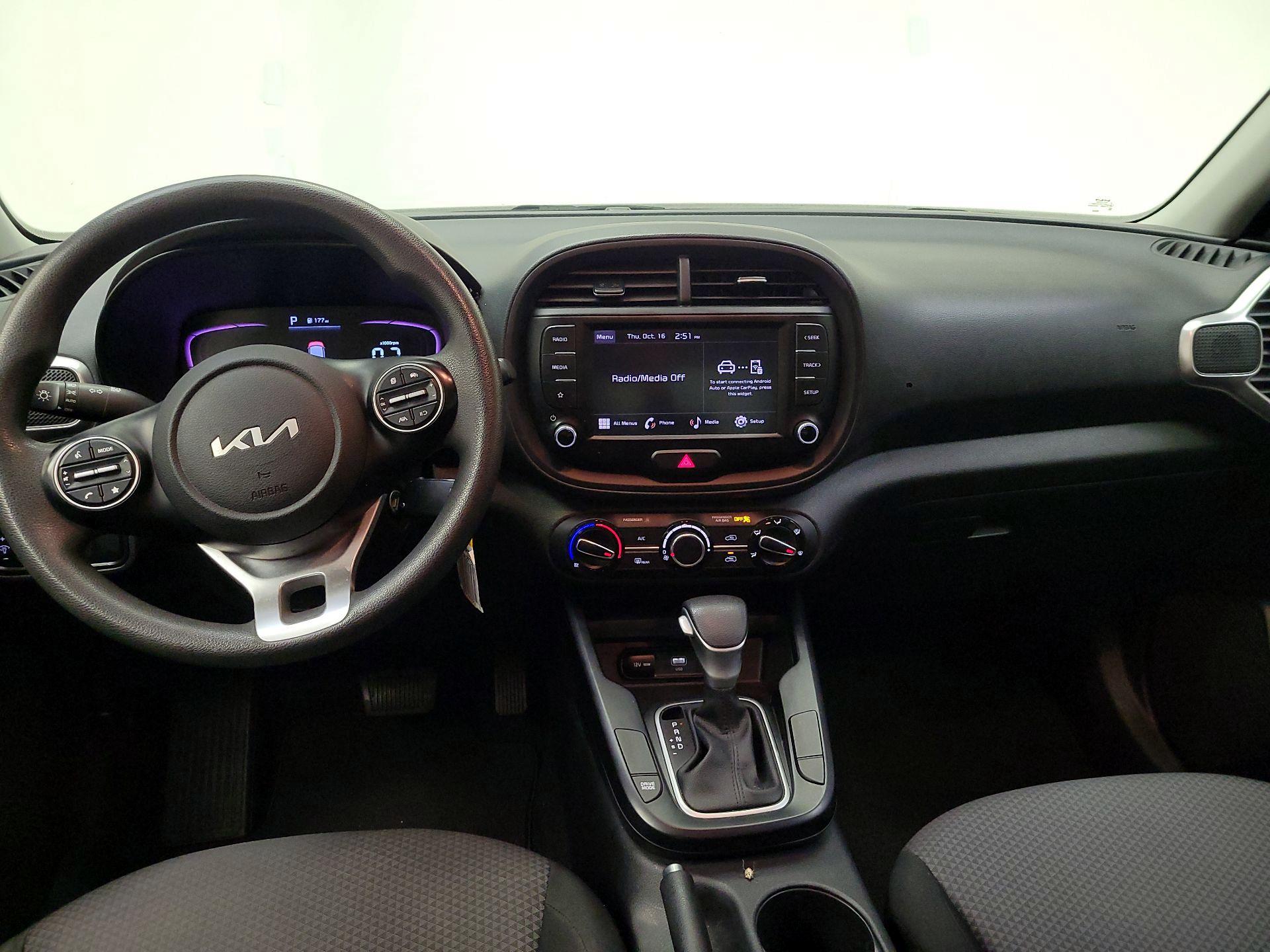 Thumbnail: 2023 Kia Soul - 9