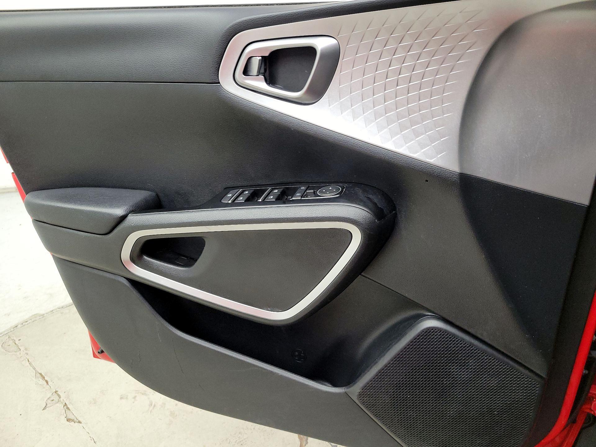 Thumbnail: 2023 Kia Soul - 12