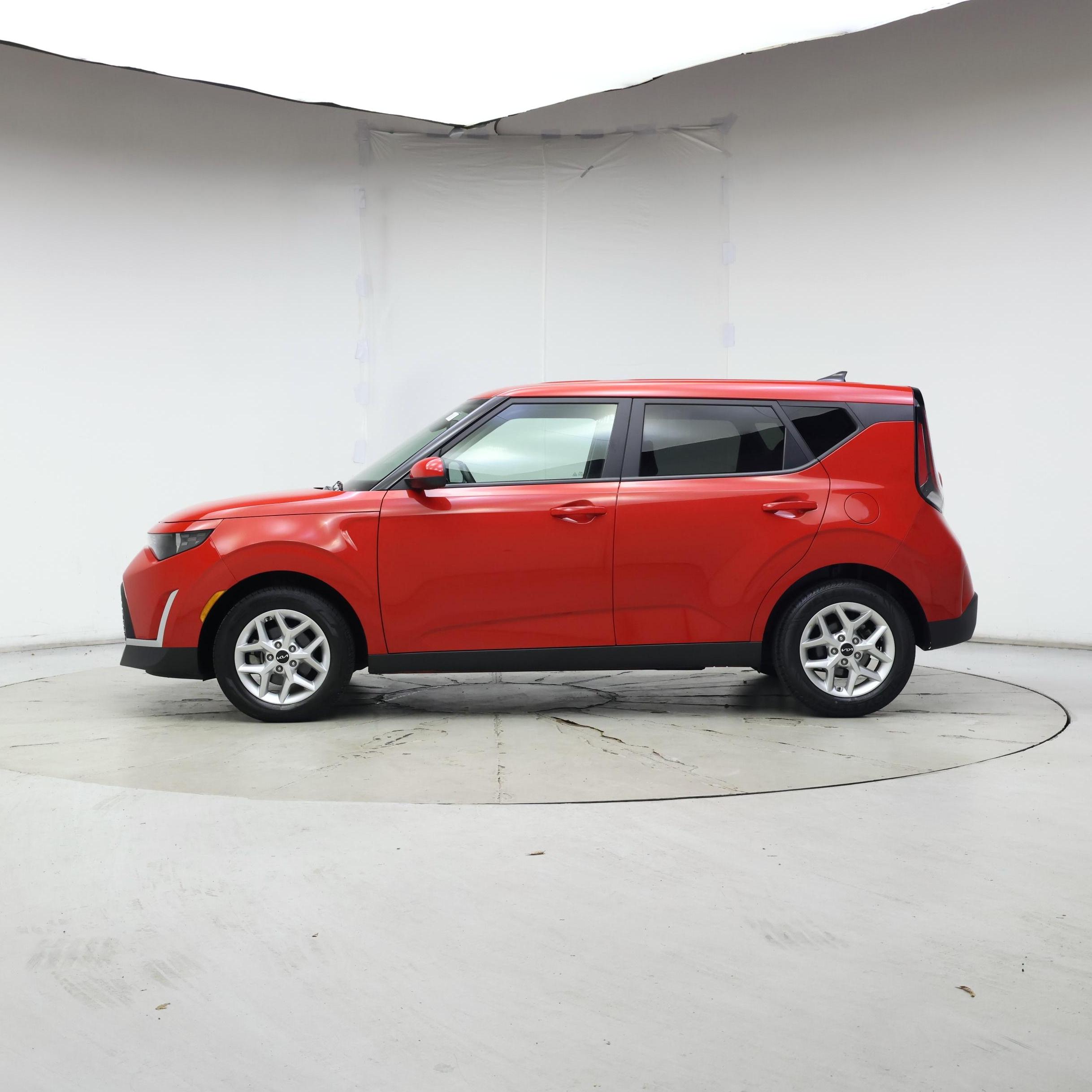 Thumbnail: 2023 Kia Soul - 3