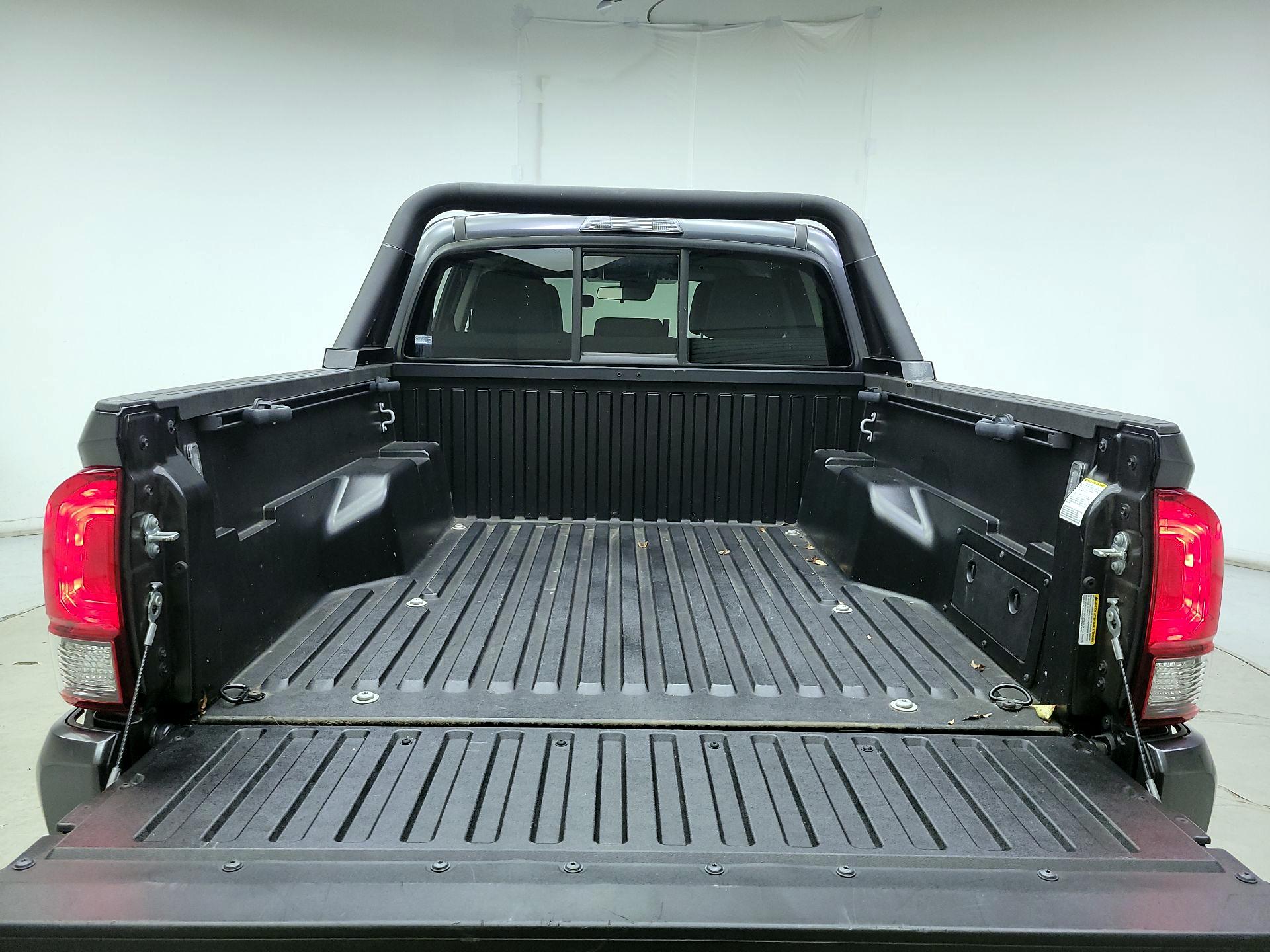 Thumbnail: 2022 Toyota Tacoma - 20