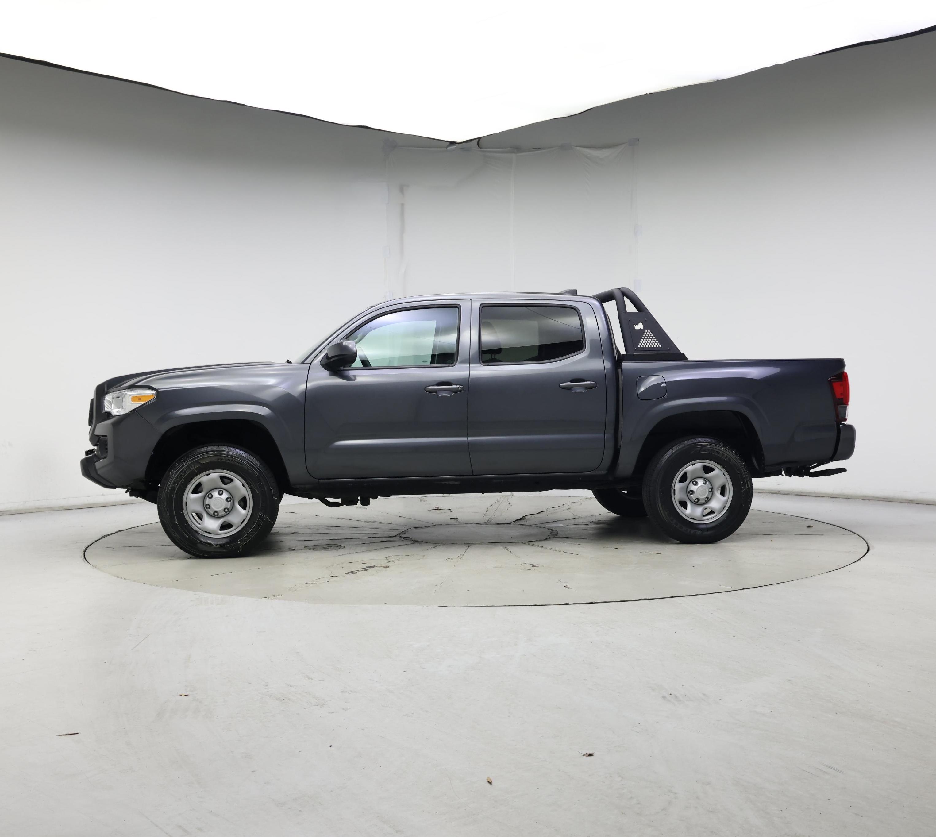 Thumbnail: 2022 Toyota Tacoma - 3