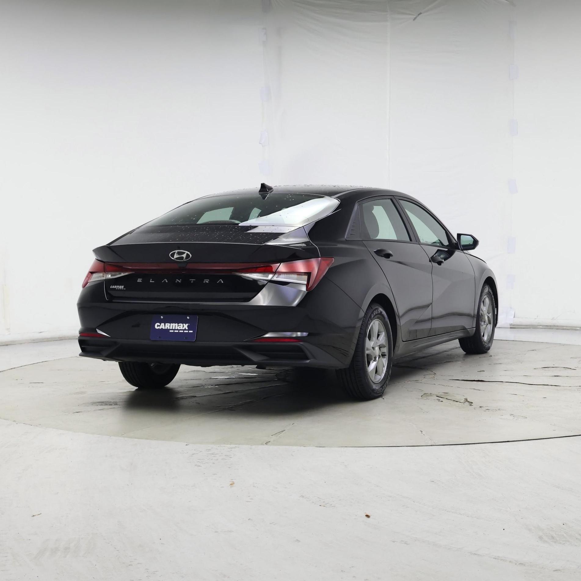 Thumbnail: 2021 Hyundai Elantra - 8
