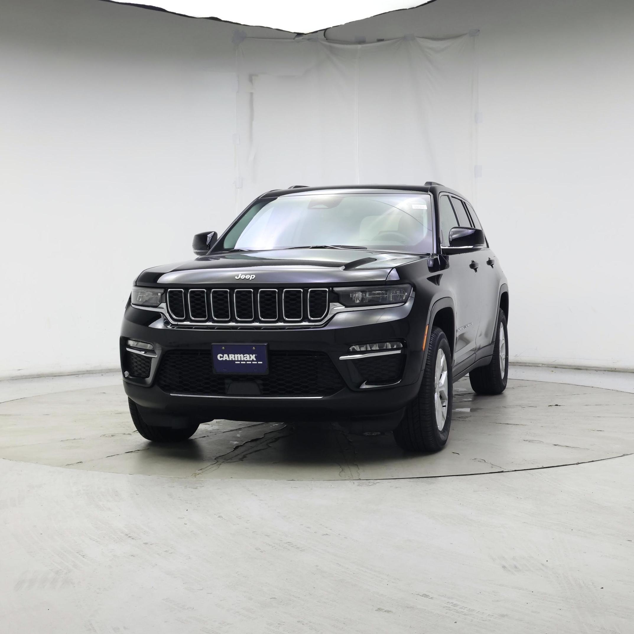 Thumbnail: 2023 Jeep Grand Cherokee - 4