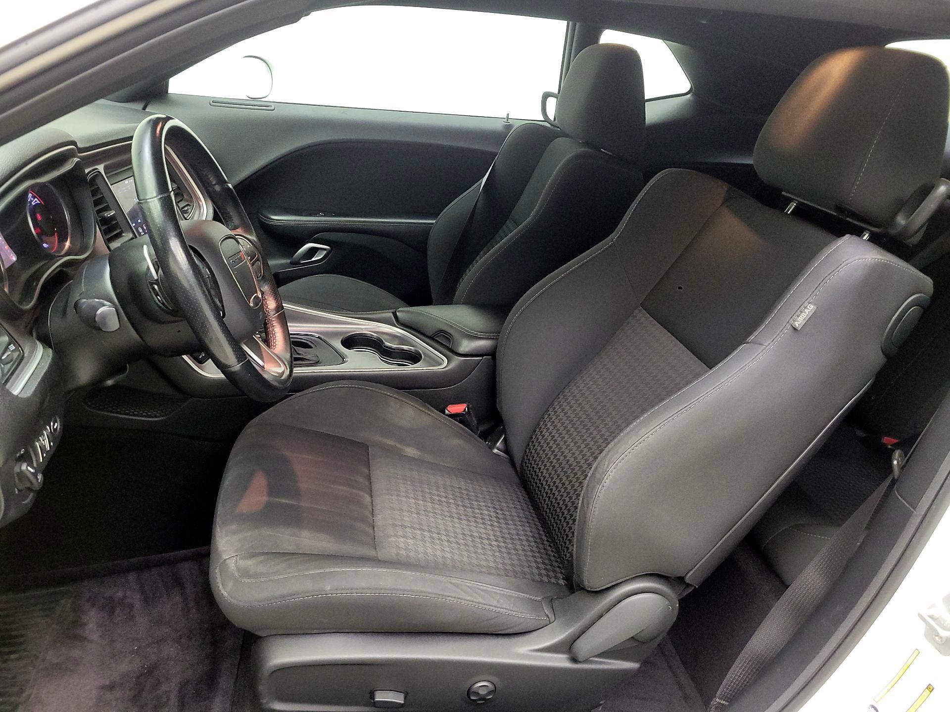 Thumbnail: 2019 Dodge Challenger - 11