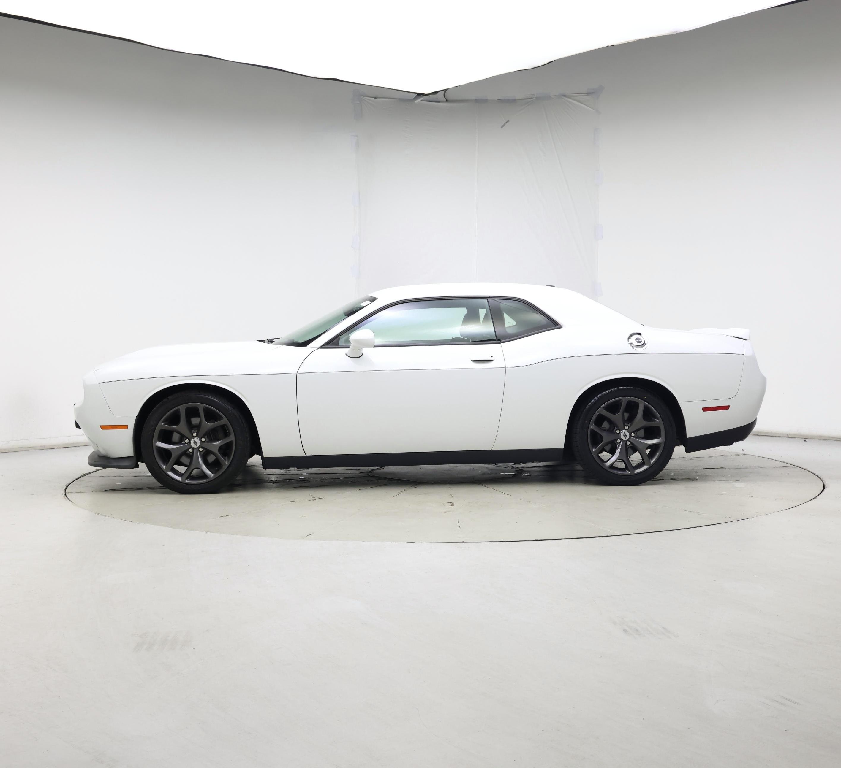 Thumbnail: 2019 Dodge Challenger - 3