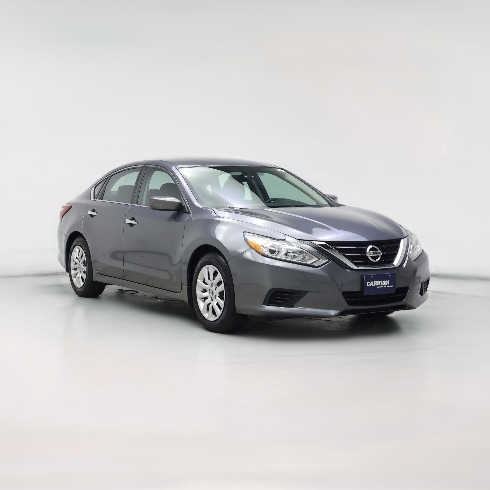 Thumbnail: 2018 Nissan Altima - 1