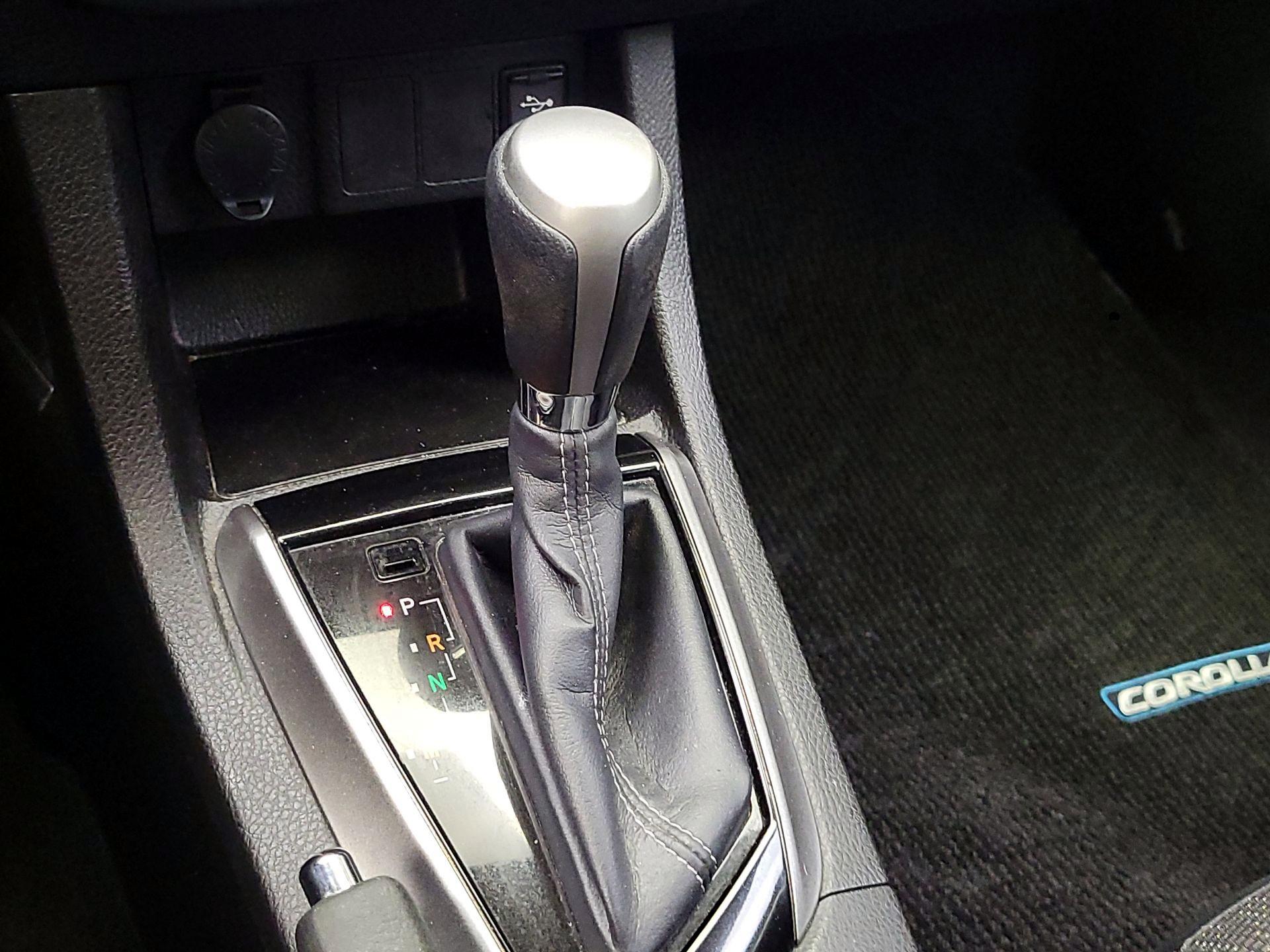 Thumbnail: 2016 Toyota Corolla - 17