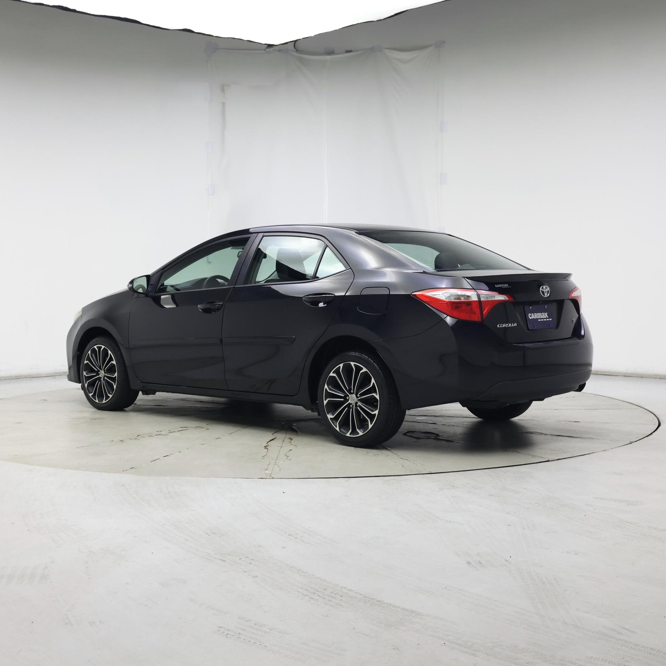 Thumbnail: 2016 Toyota Corolla - 2