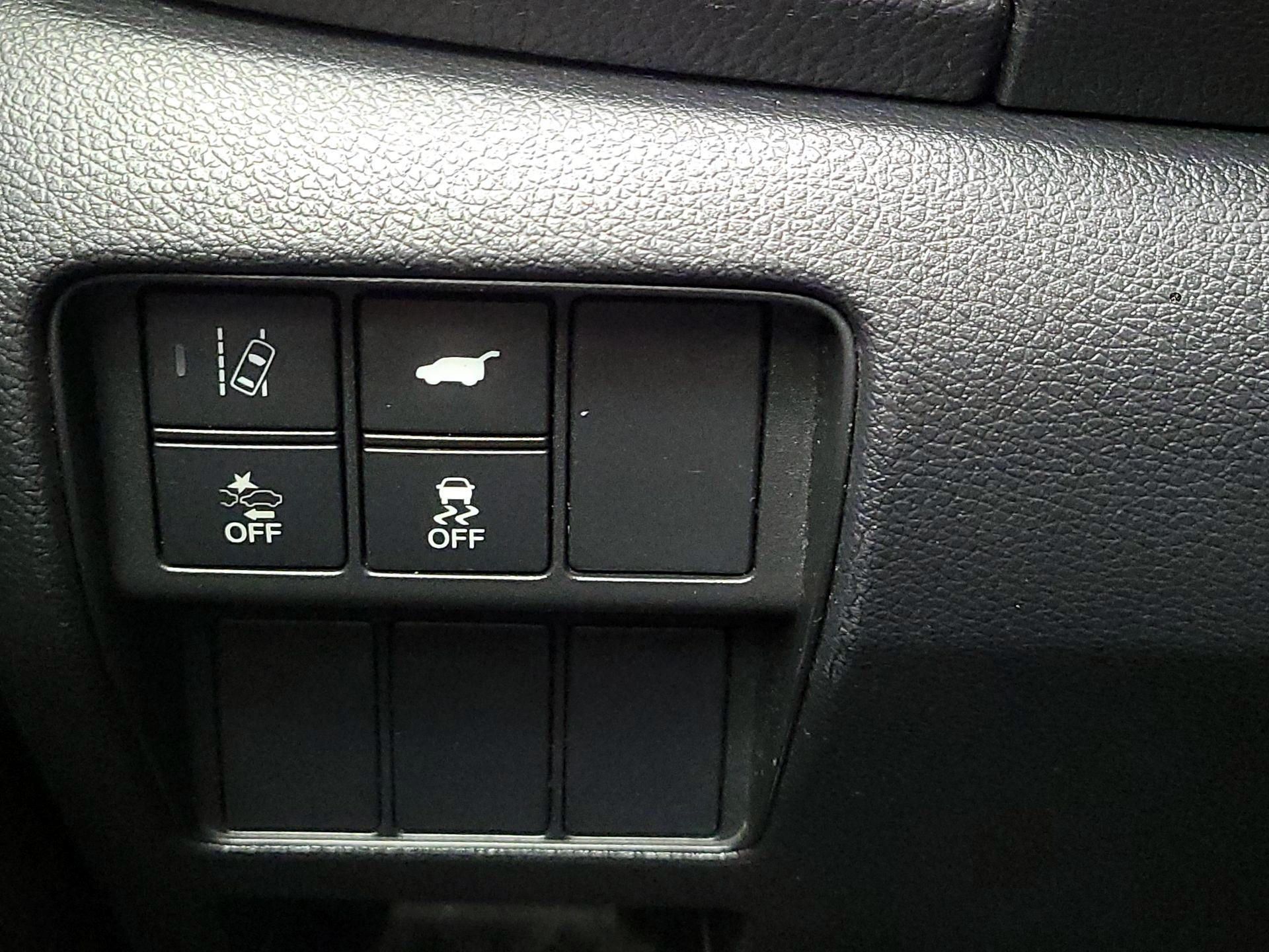 Thumbnail: 2019 Honda CR-V - 13