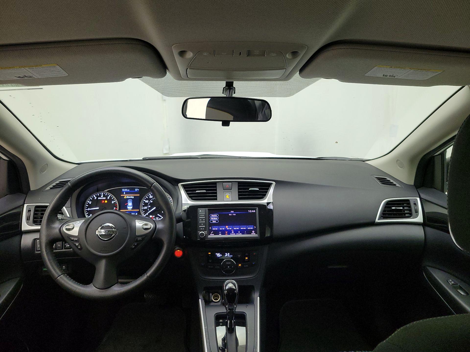 Thumbnail: 2019 Nissan Sentra - 9