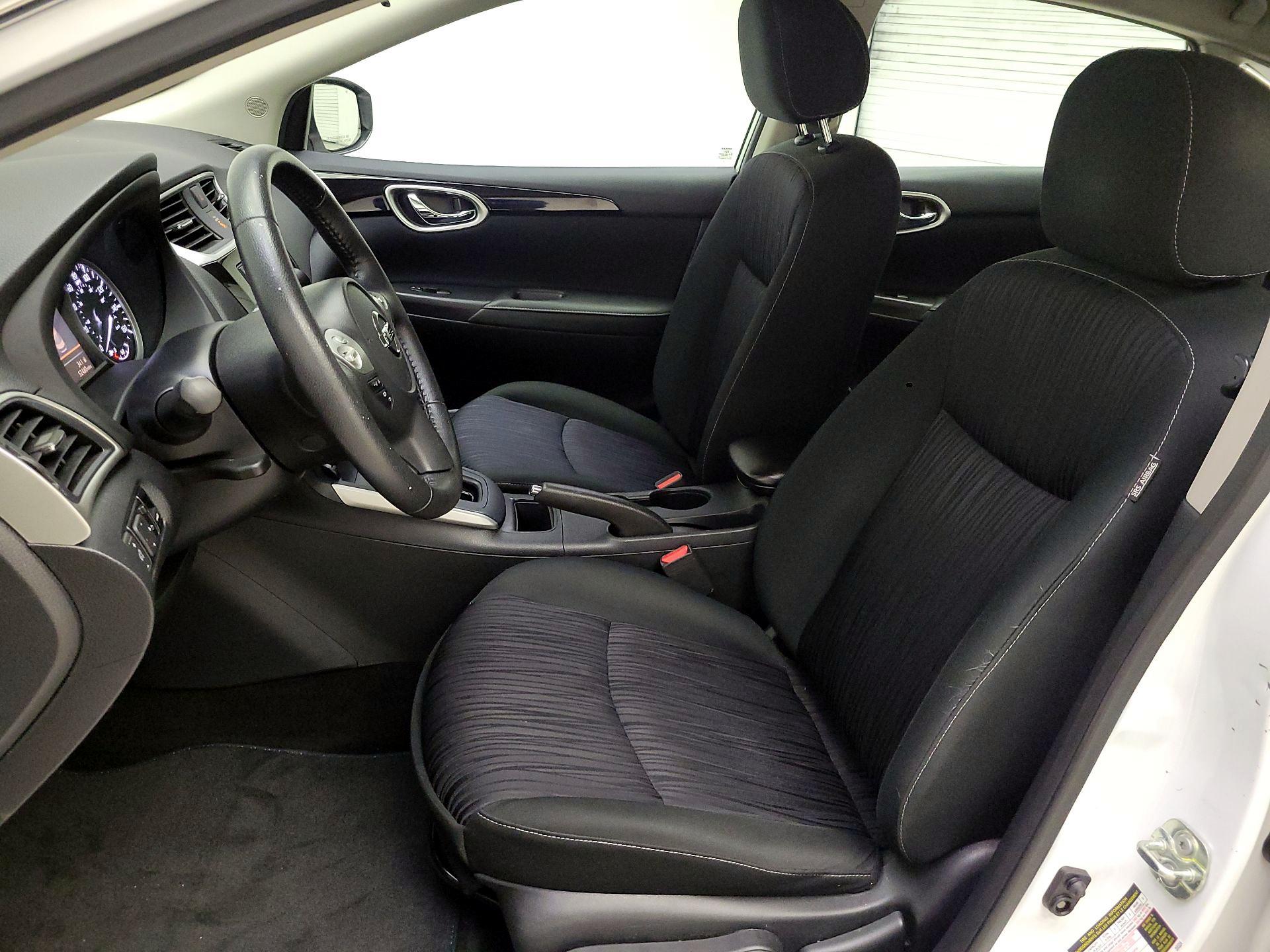 Thumbnail: 2019 Nissan Sentra - 11
