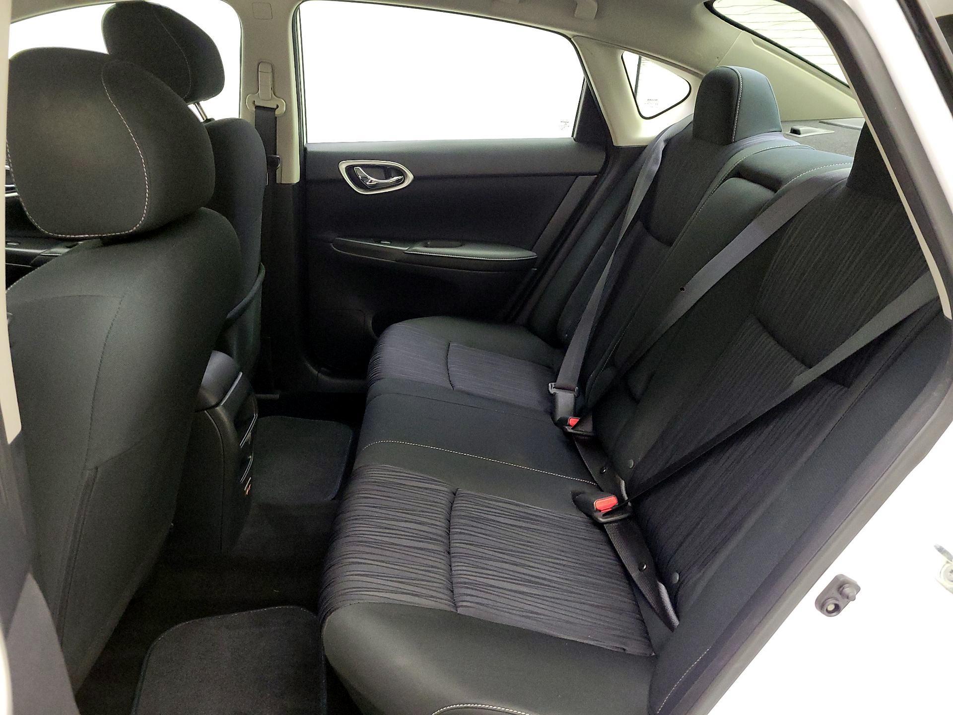 Thumbnail: 2019 Nissan Sentra - 19