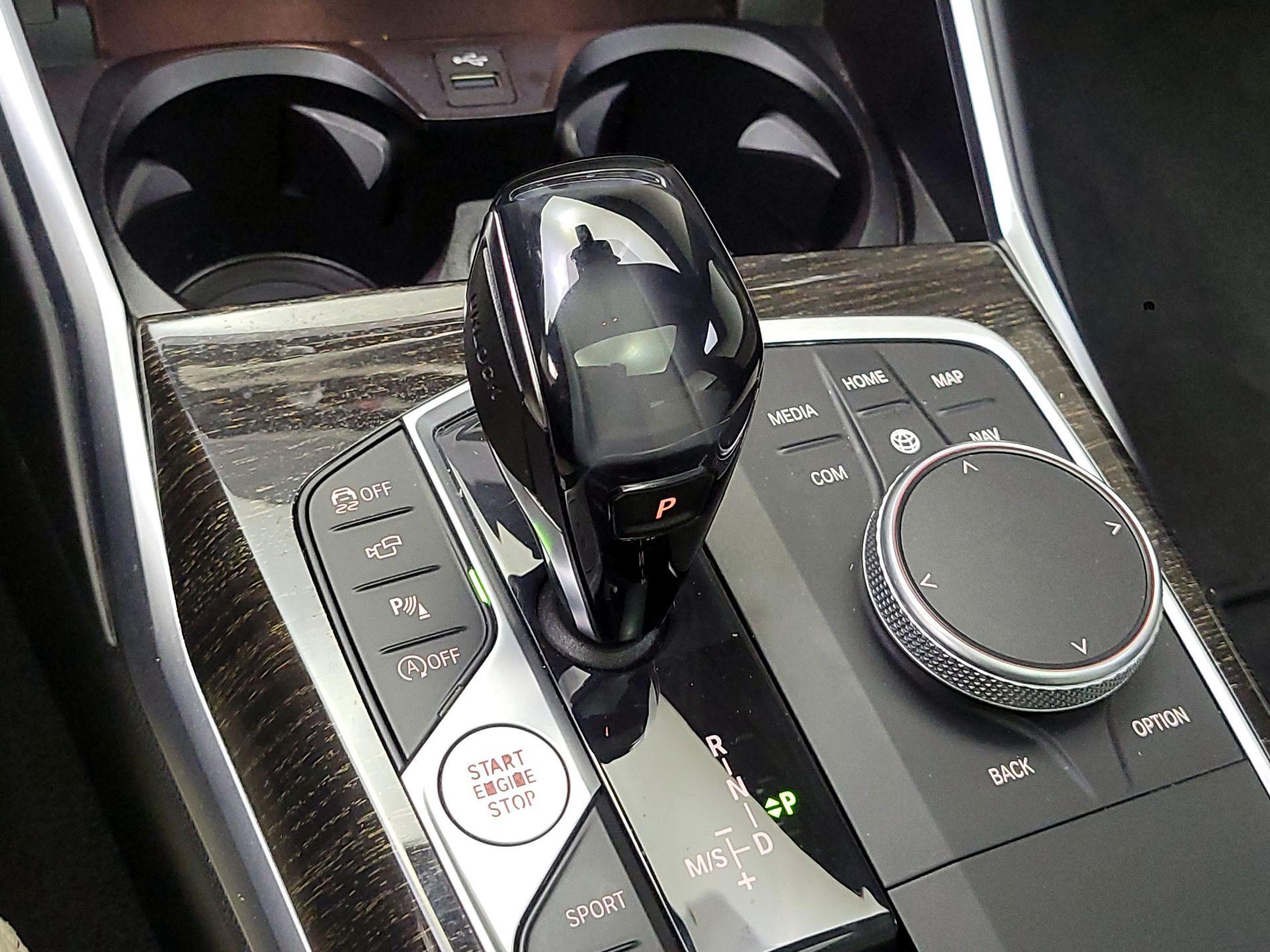 Thumbnail: 2021 BMW 3 Series - 18