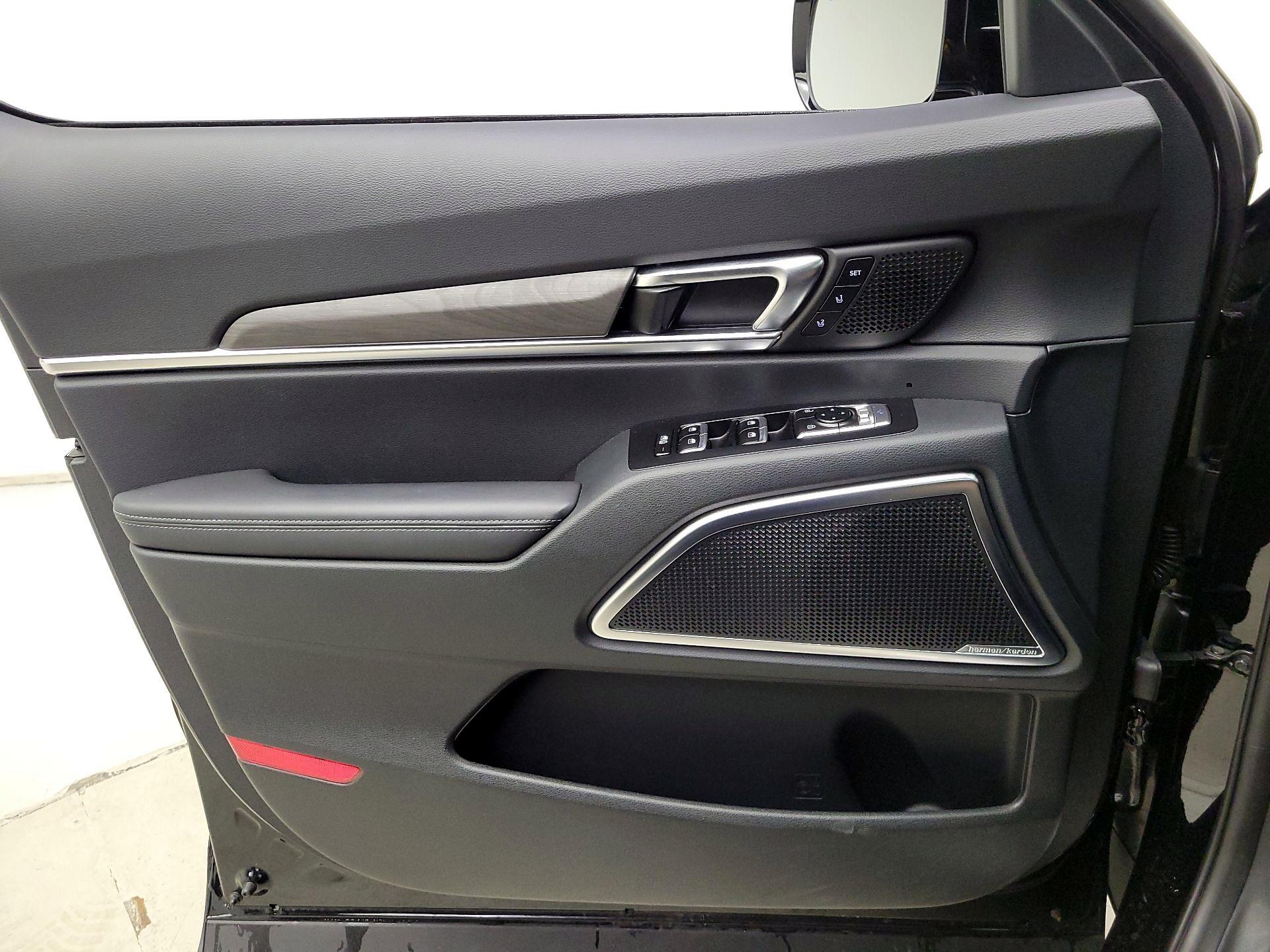 Thumbnail: 2024 Kia Telluride - 12