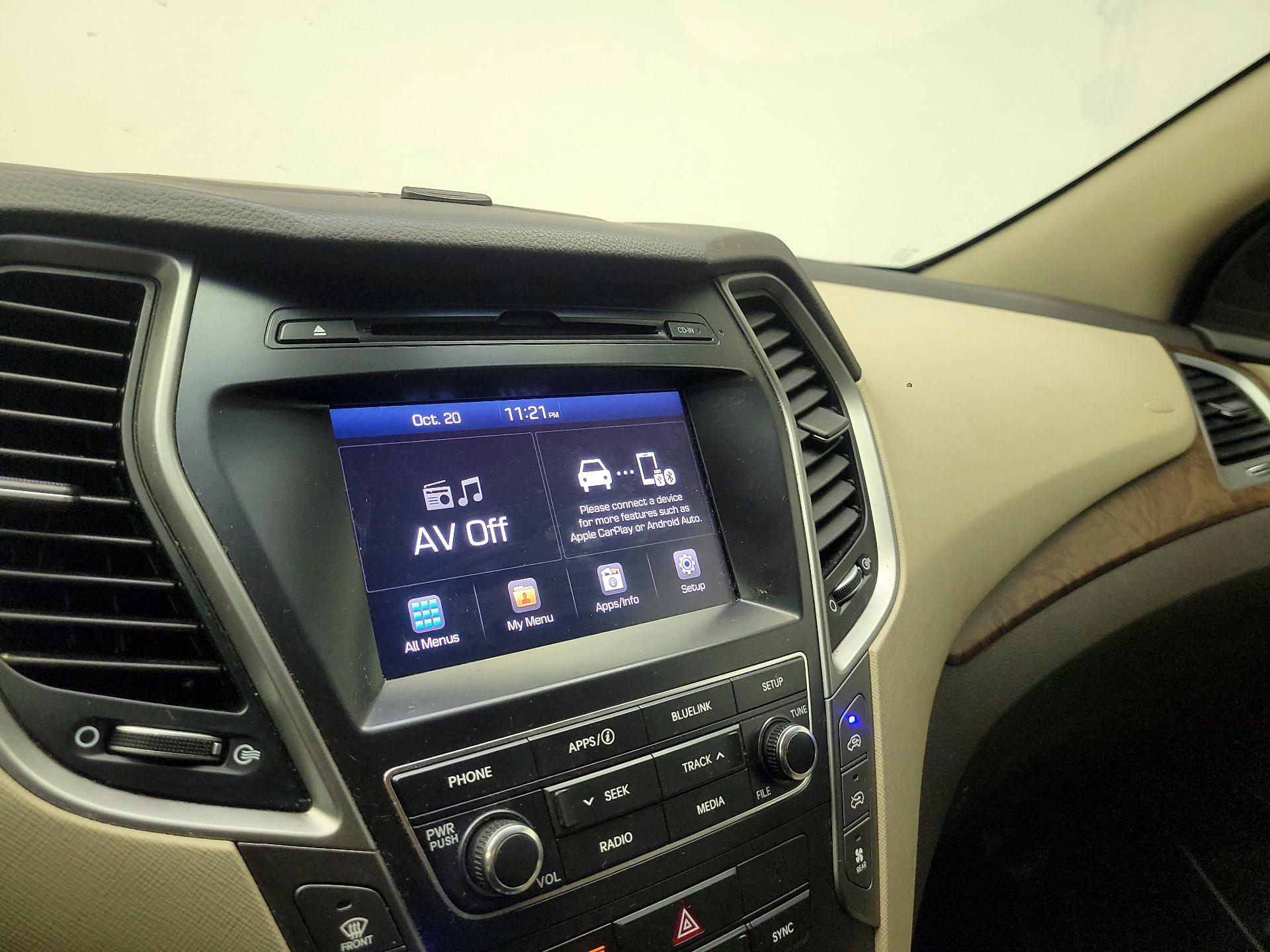 Thumbnail: 2017 Hyundai Santa Fe - 16
