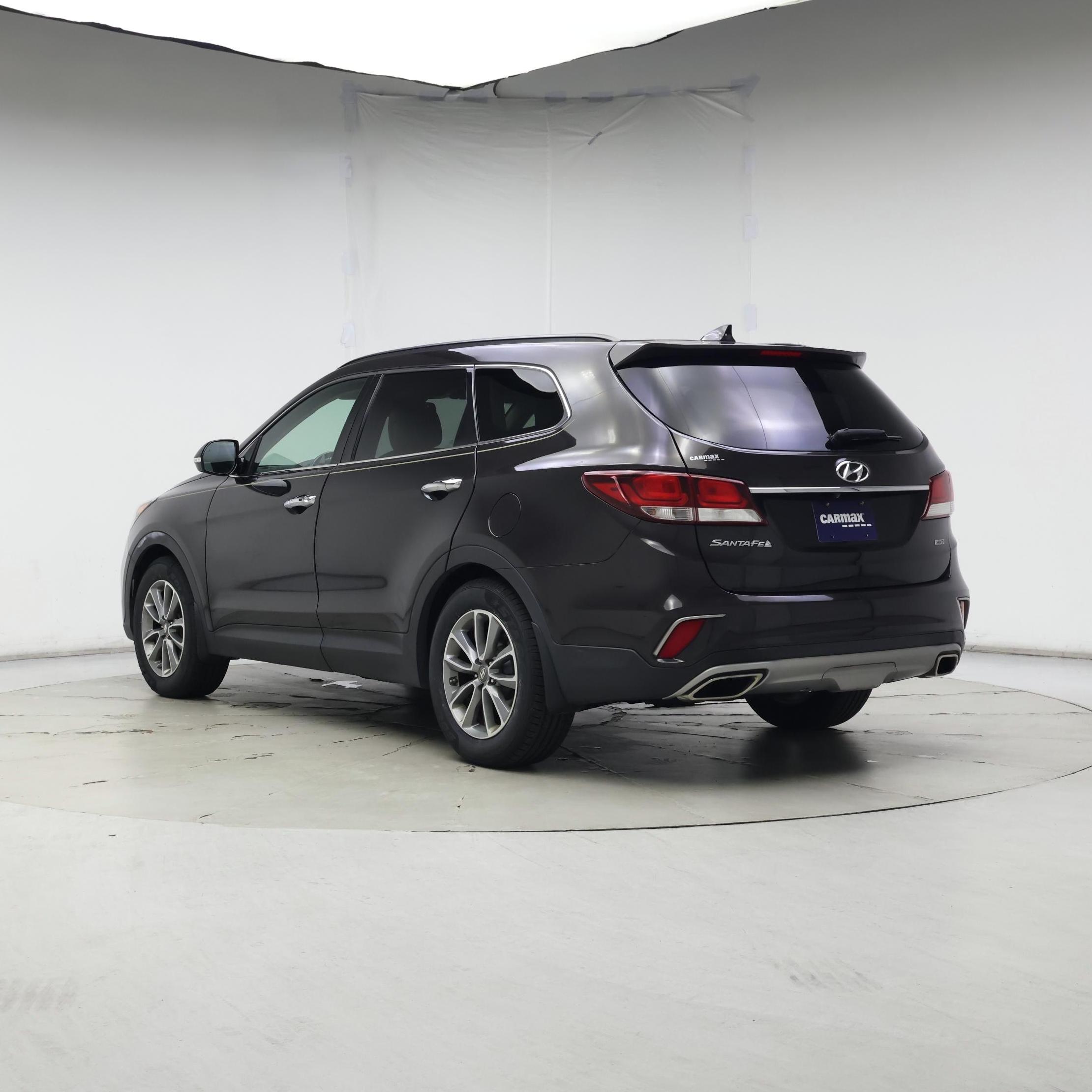 Thumbnail: 2017 Hyundai Santa Fe - 2