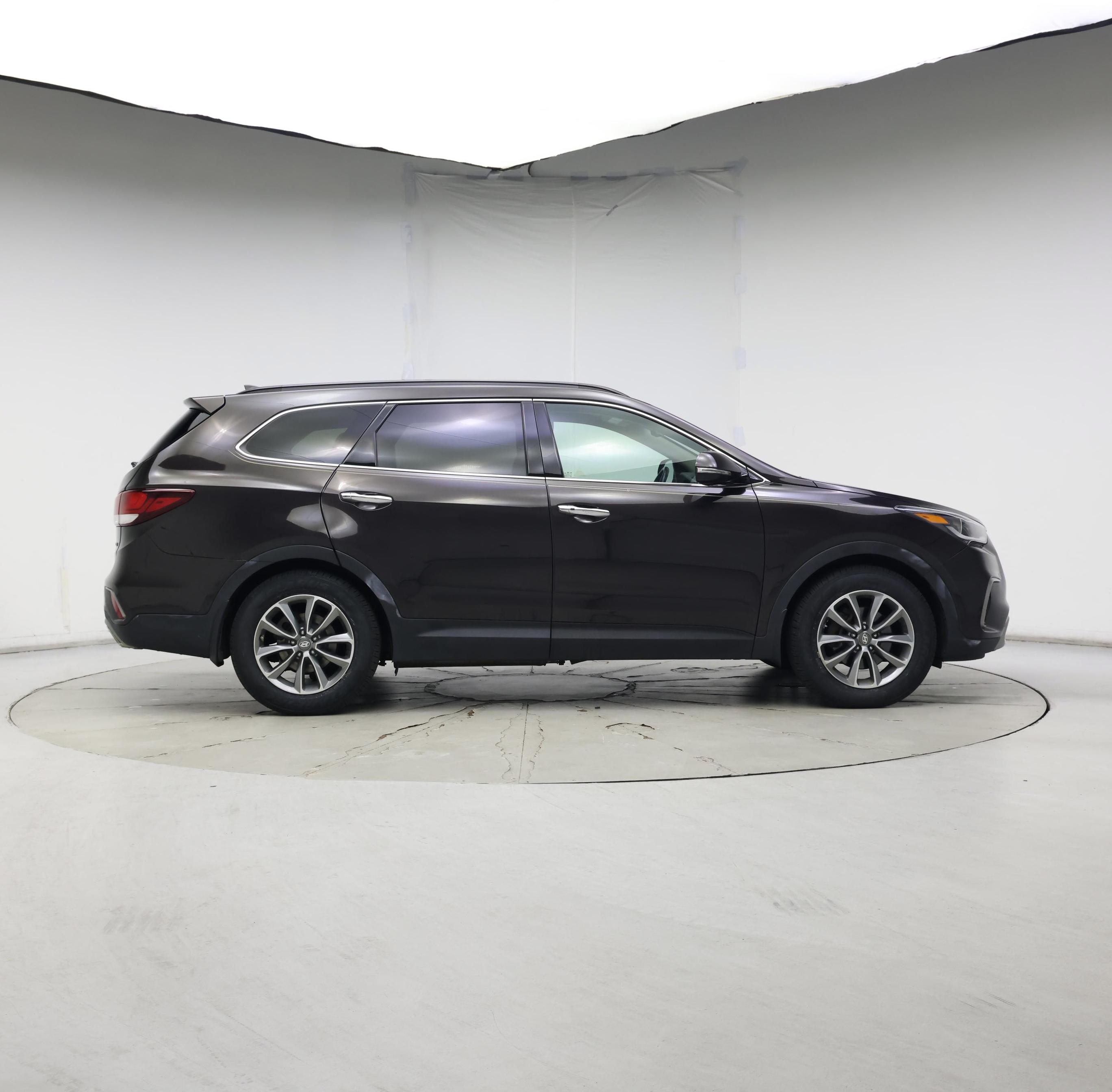 Thumbnail: 2017 Hyundai Santa Fe - 7