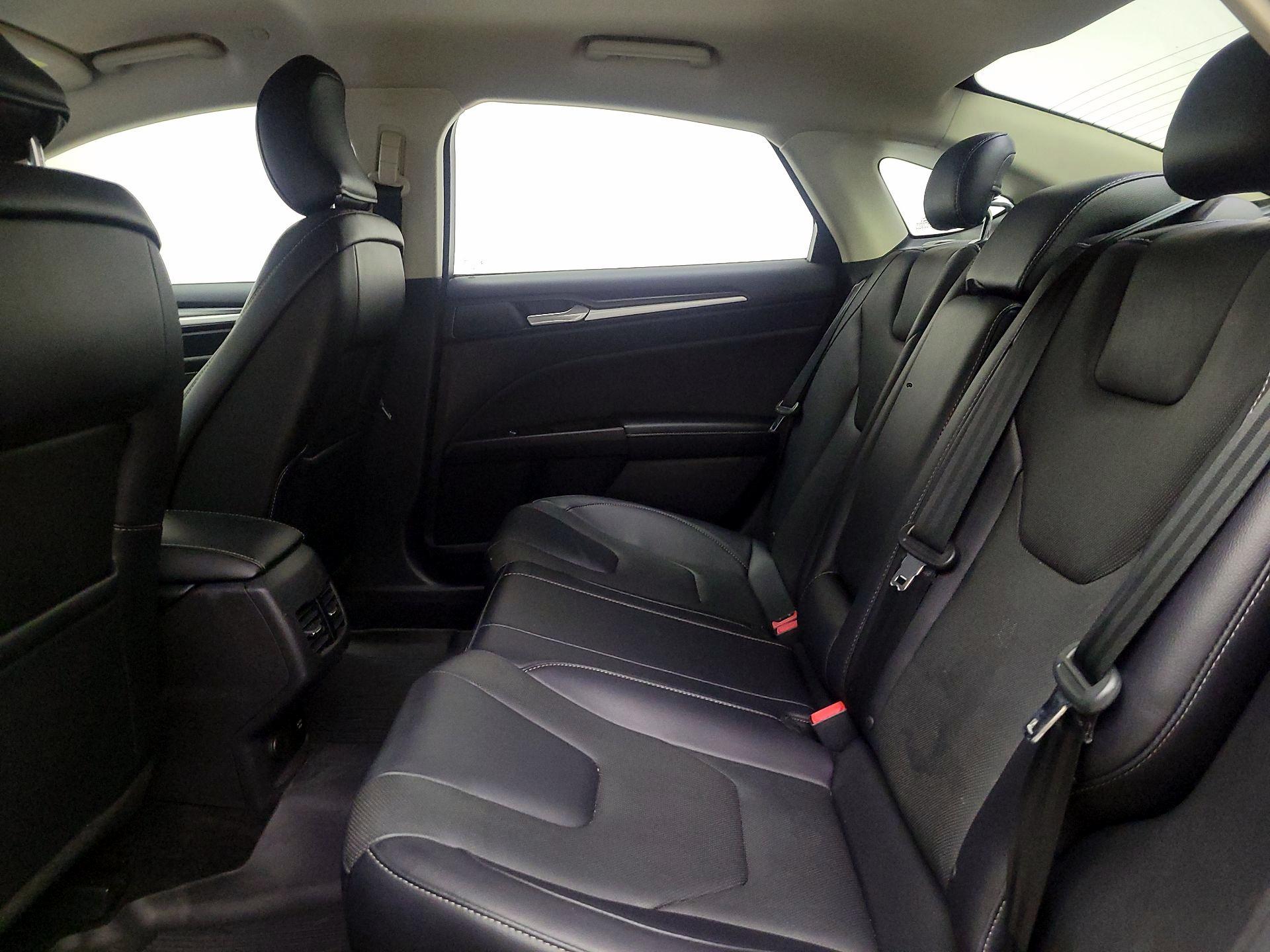 Thumbnail: 2017 Ford Fusion - 20